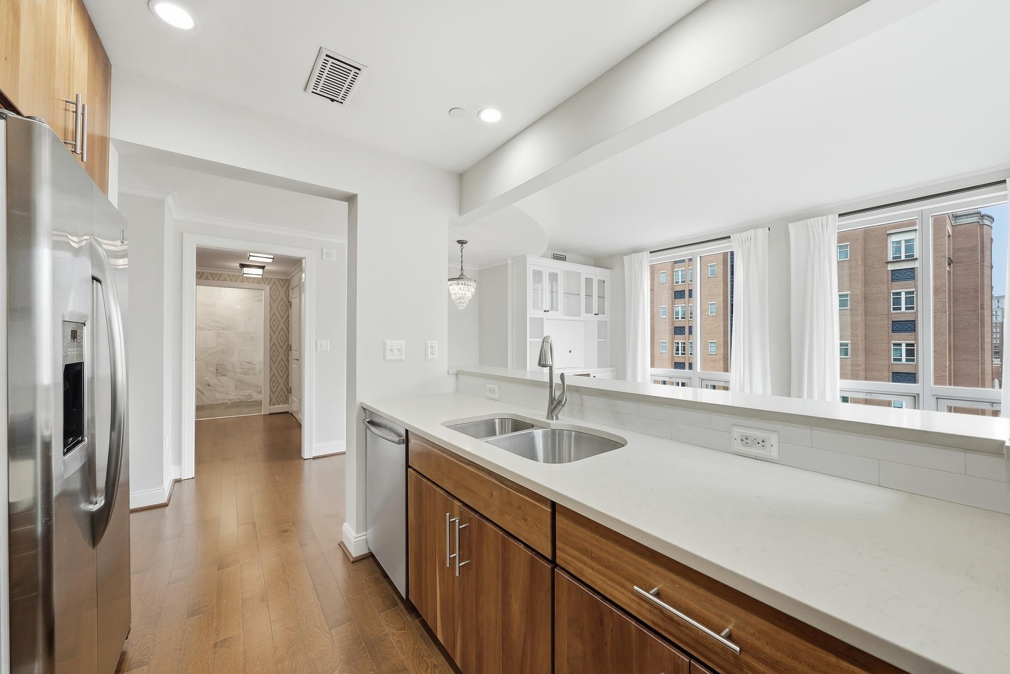  2050 Jamieson Avenue, Alexandria, VA, 22314 - 物件實景