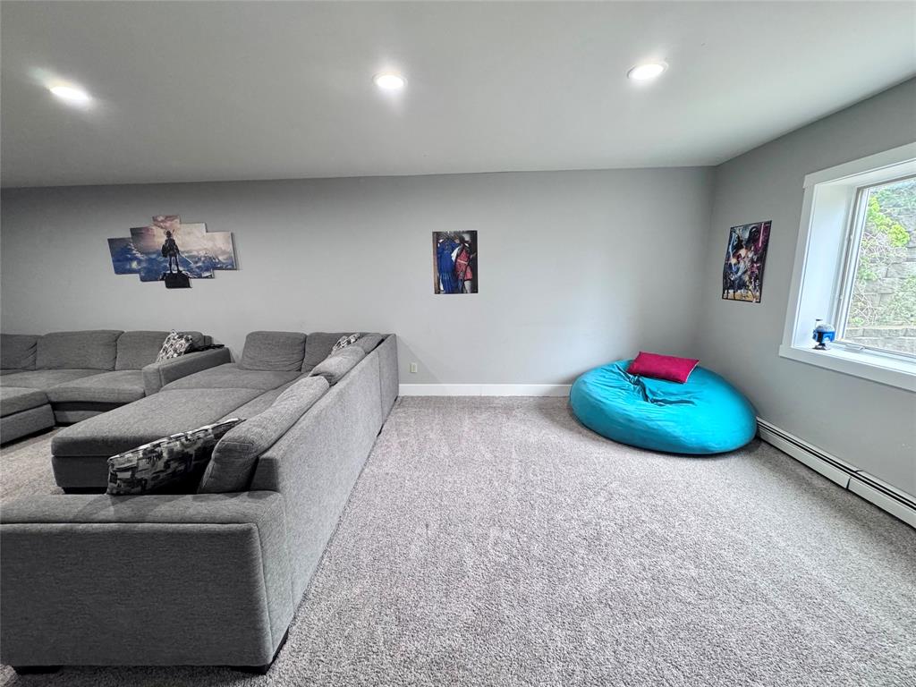 Helena, Montana, 59601, United States, 5 Bedrooms Bedrooms, ,4 BathroomsBathrooms,Residential,For Sale,2048262