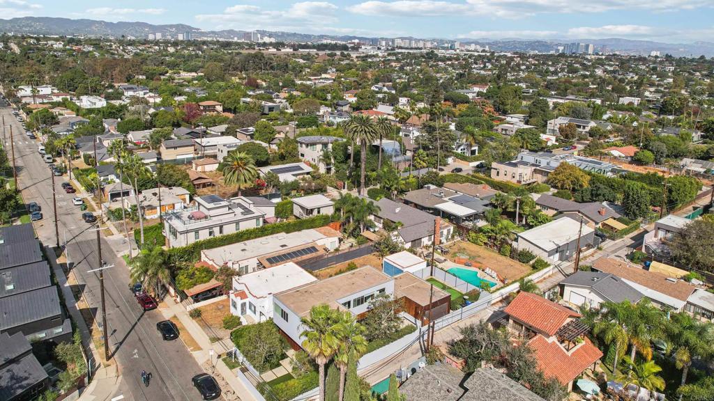 Venice, California, 90291, United States, 4 Bedrooms Bedrooms, ,4 BathroomsBathrooms,Residential,For Sale,1987305