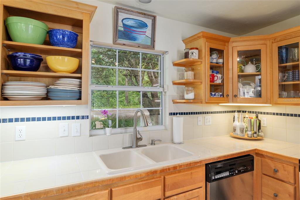 Newberry, Florida, 32669, United States, 3 Bedrooms Bedrooms, ,2 BathroomsBathrooms,Residential,For Sale,1847426