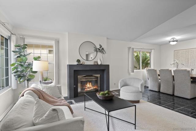 San Diego, California, 92127, United States, 3 Bedrooms Bedrooms, ,2 BathroomsBathrooms,Residential,For Sale,2005783