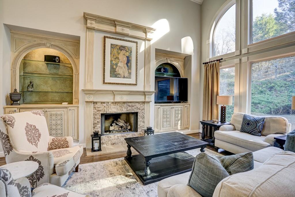 Suwanee, Georgia, 30024, United States, 6 Bedrooms Bedrooms, ,5 BathroomsBathrooms,Residential,For Sale,2013045