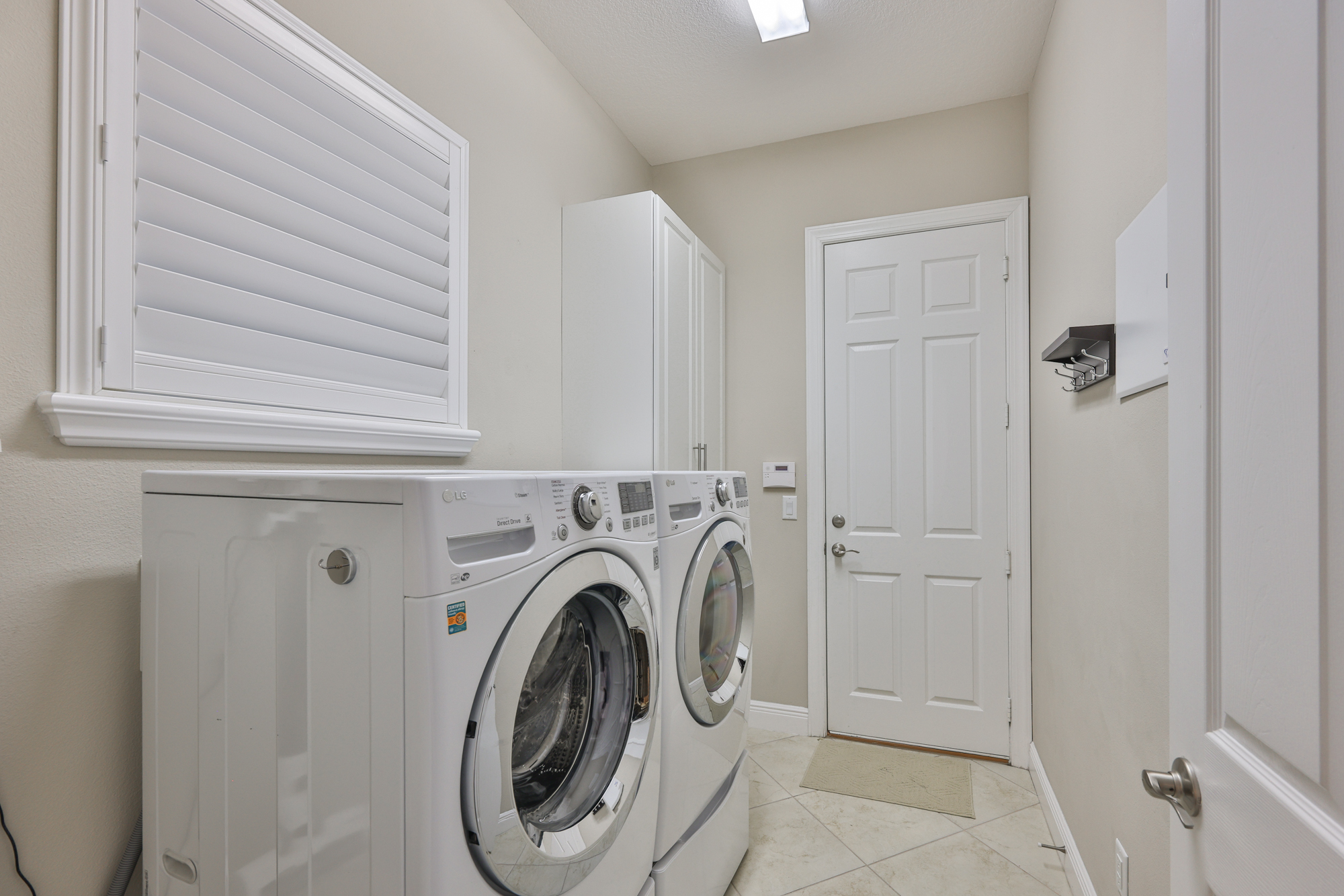 Wimauma, Florida, 33598, United States, 3 Bedrooms Bedrooms, ,3 BathroomsBathrooms,Residential,For Sale,1982600