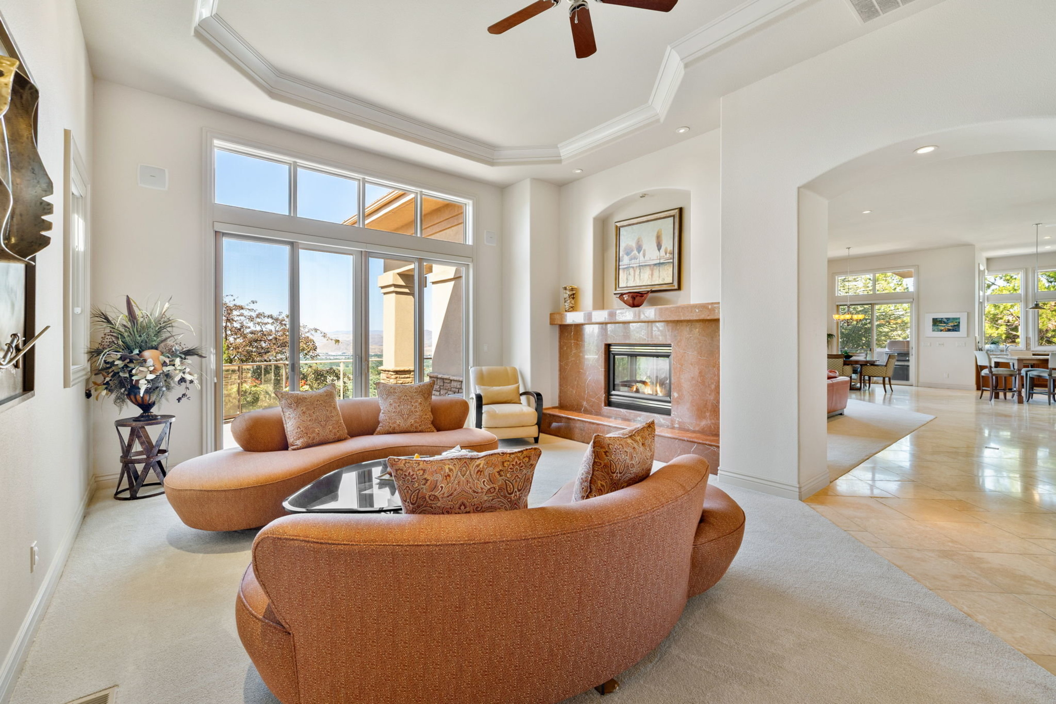  Stunning Custom Home with Breathtaking Views in Reno - 物件實景