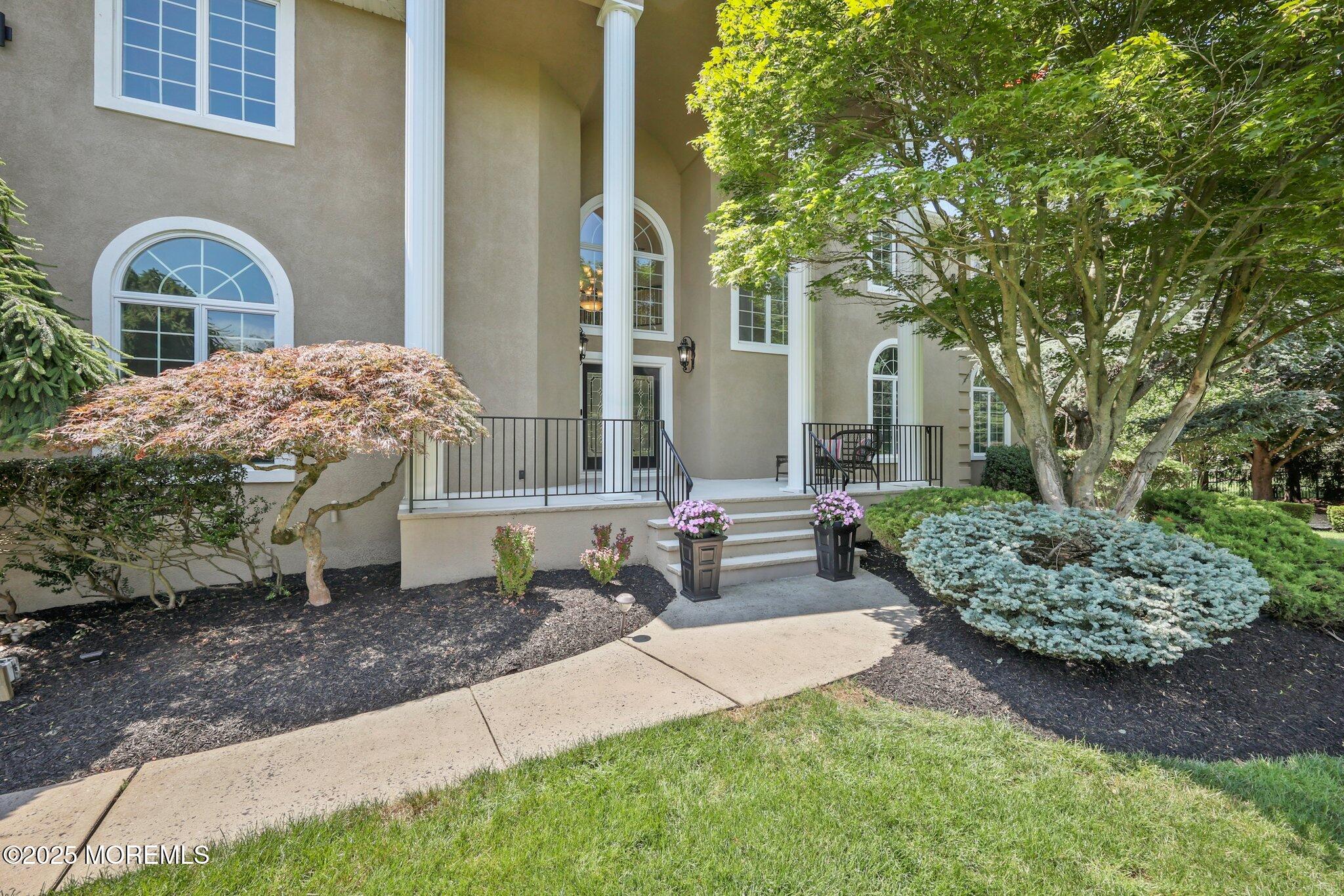 Manalapan, New Jersey, 07726, United States, 5 Bedrooms Bedrooms, ,7 BathroomsBathrooms,Residential,For Sale,1979083