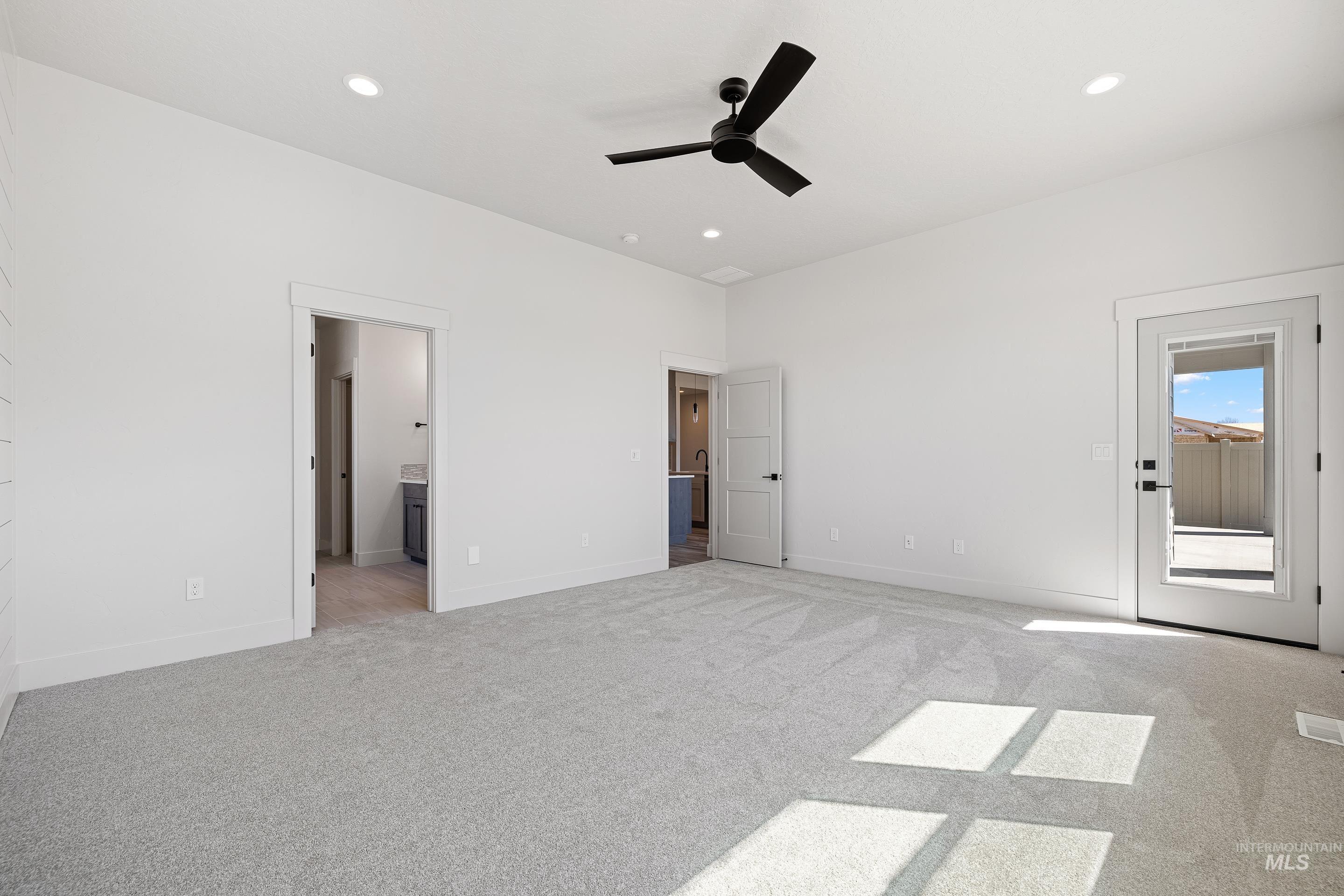 Boise, Idaho, 83716, United States, 3 Bedrooms Bedrooms, ,Residential,For Sale,1919995