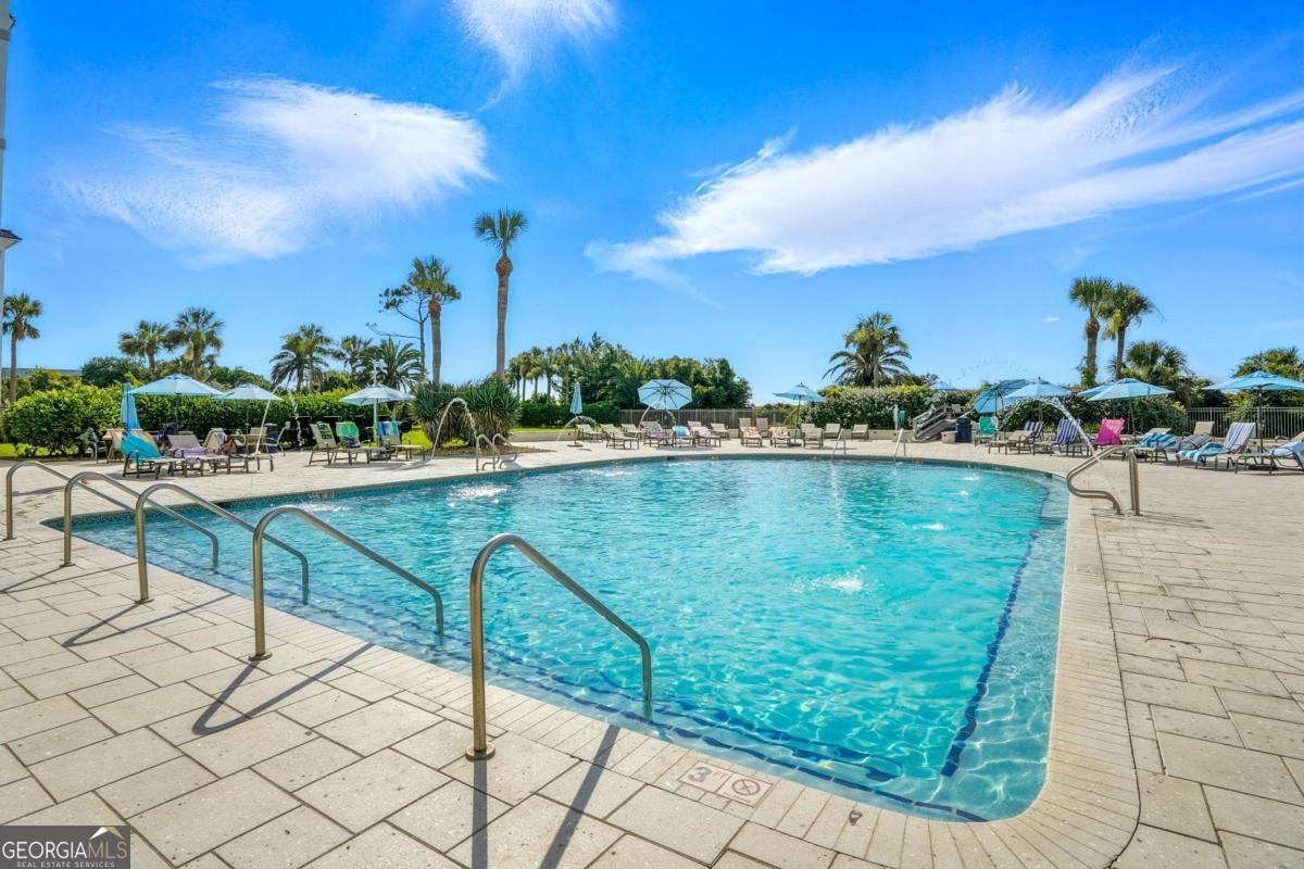 St. Simons, Georgia, 31522, United States, 2 Bedrooms Bedrooms, ,2 BathroomsBathrooms,Residential,For Sale,1991372