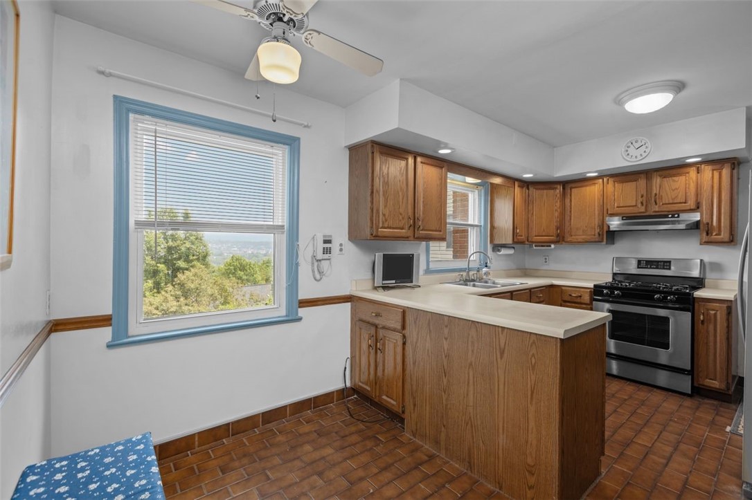 Squirrel Hill, Pennsylvania, 15217, United States, 5 Bedrooms Bedrooms, ,4 BathroomsBathrooms,Residential,For Sale,1956769