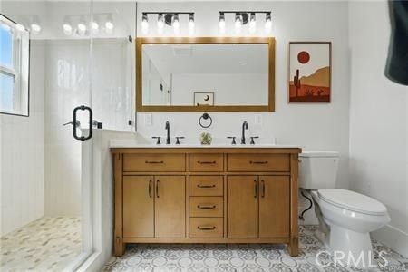 Los Angeles, California, 90018, United States, 5 Bedrooms Bedrooms, ,5 BathroomsBathrooms,Residential,For Sale,1842943
