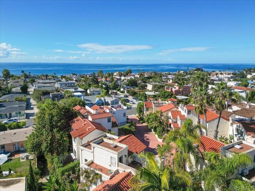 La Jolla, California, 92037, United States, 3 Bedrooms Bedrooms, ,3 BathroomsBathrooms,Residential,For Sale,1997509