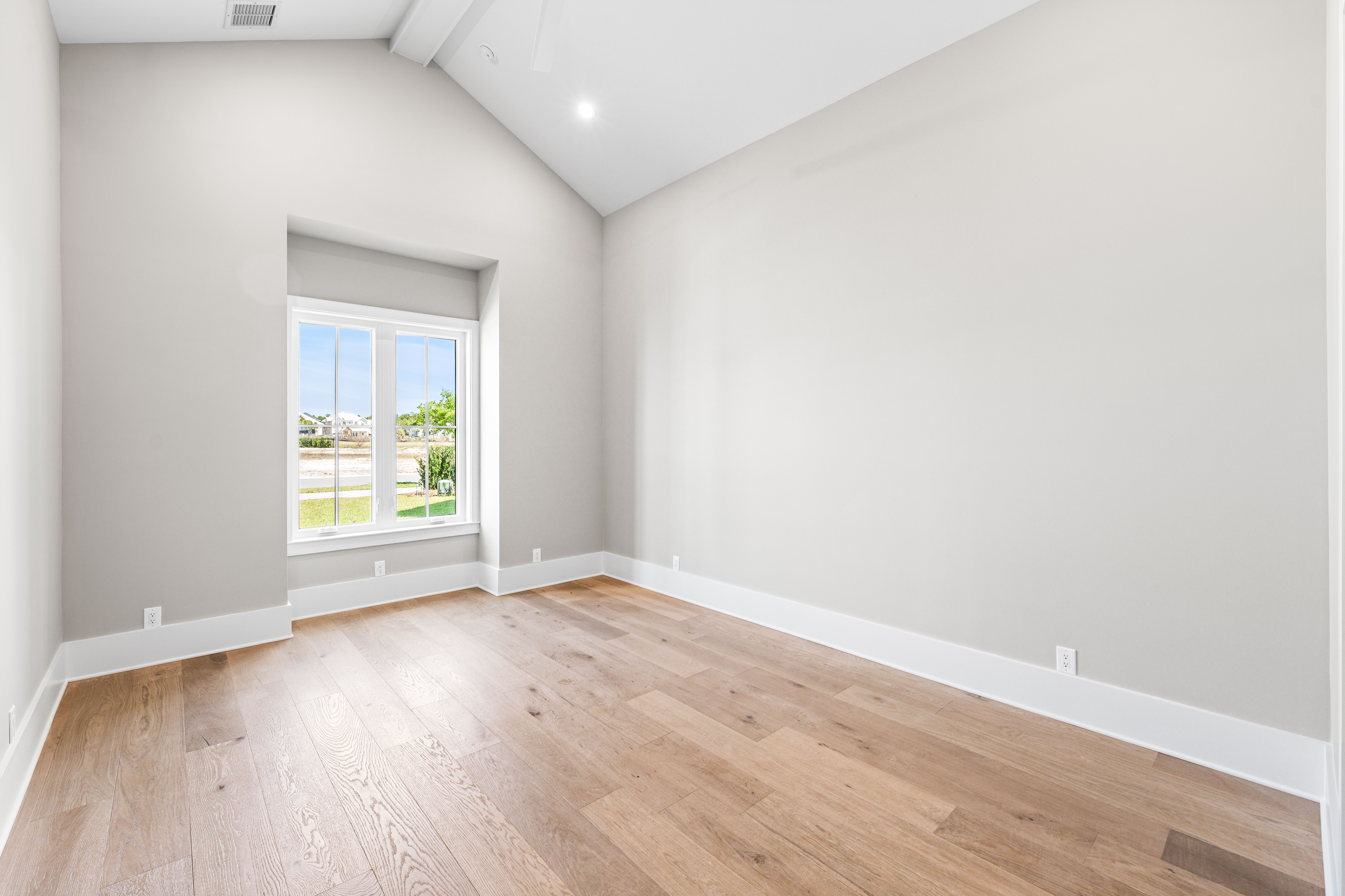  Magnificent Half-Acre Estate With Outdoor Oasis and Casita - 物件實景