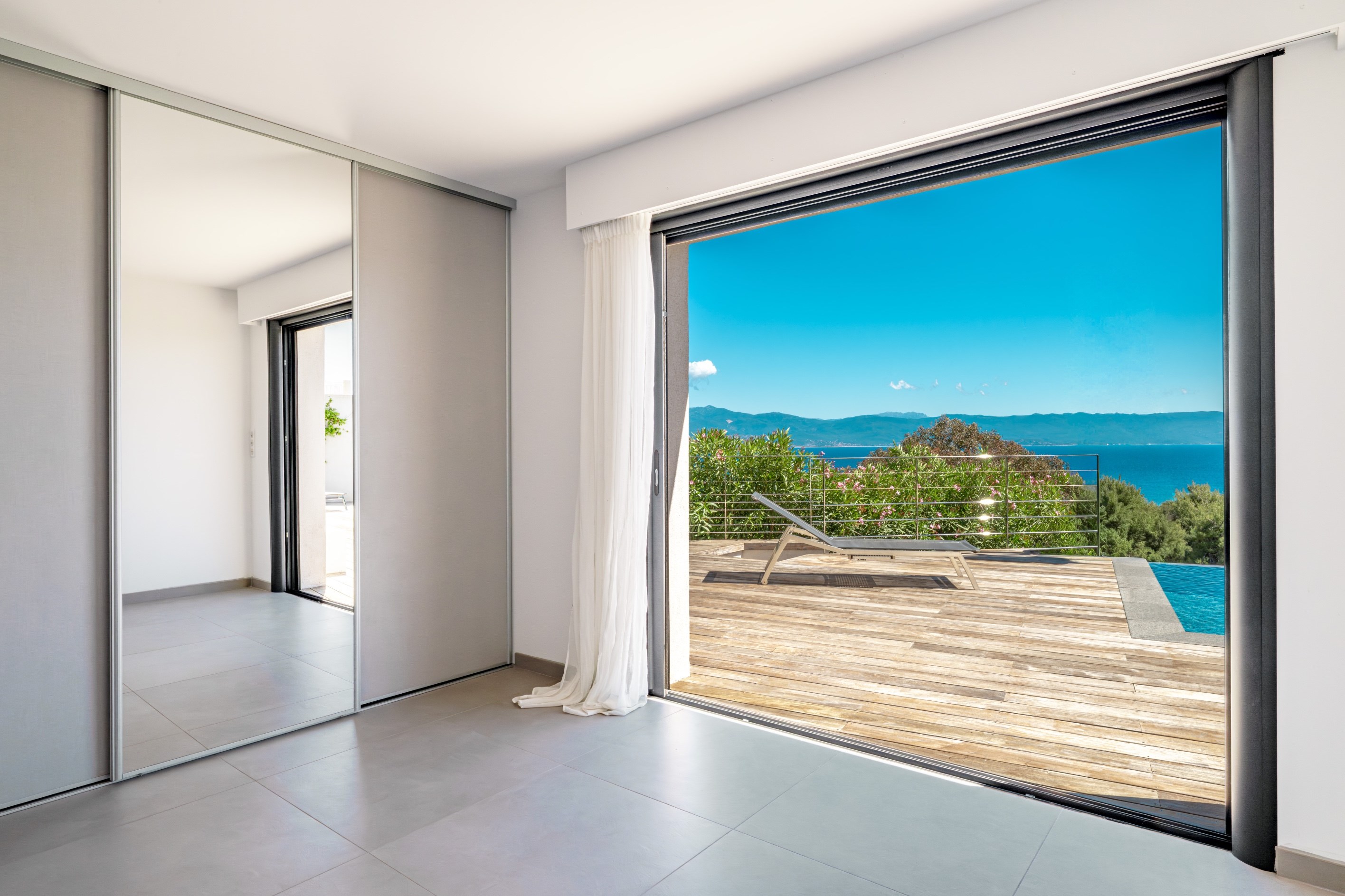  Luxury villa with pool and sea view, Sanguinary road Ajaccio - Corsica - 物件實景