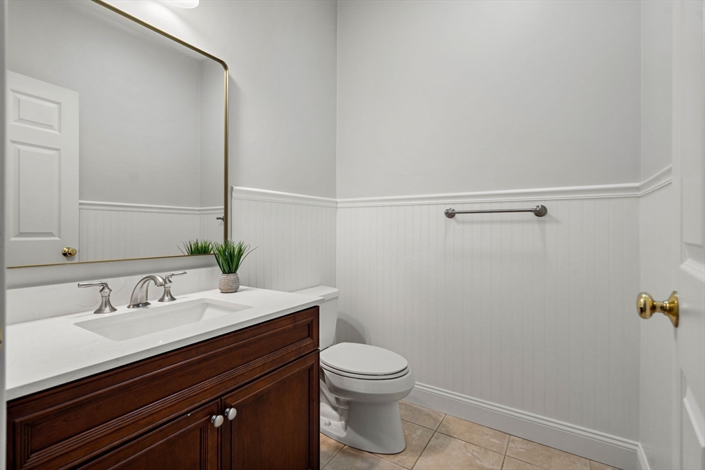 Groton, Massachusetts, 01450, United States, 3 Bedrooms Bedrooms, ,3 BathroomsBathrooms,Residential,For Sale,1987662