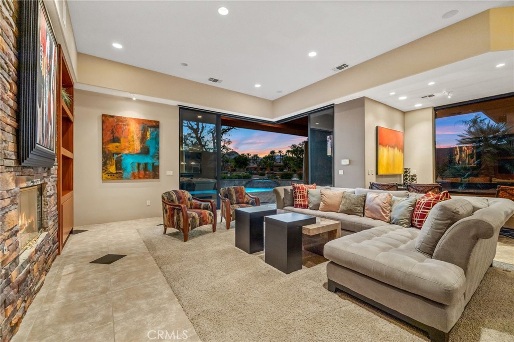 La Quinta, California, 92253, United States, 3 Bedrooms Bedrooms, ,3 BathroomsBathrooms,Residential,For Sale,1991413