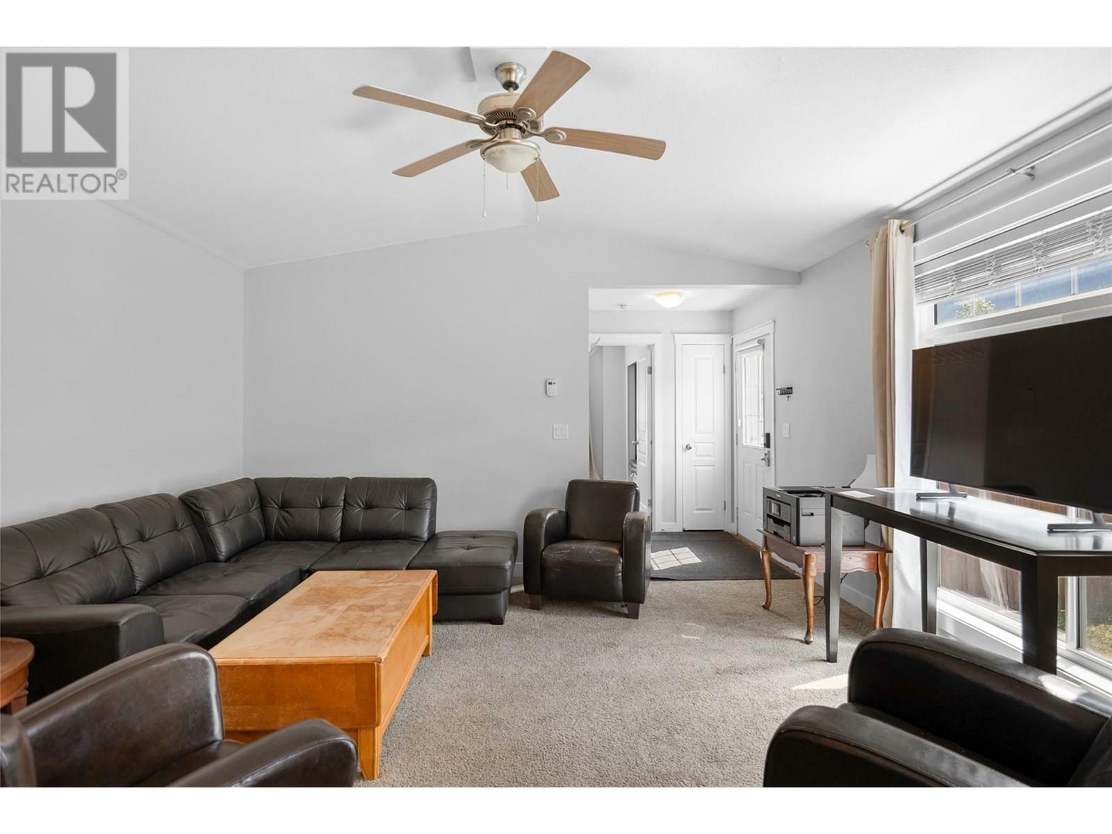 REVELSTOKE, British Columbia, V0E 2S1, CA, 2 Bedrooms Bedrooms, ,2 BathroomsBathrooms,Residential,For Sale,1874403