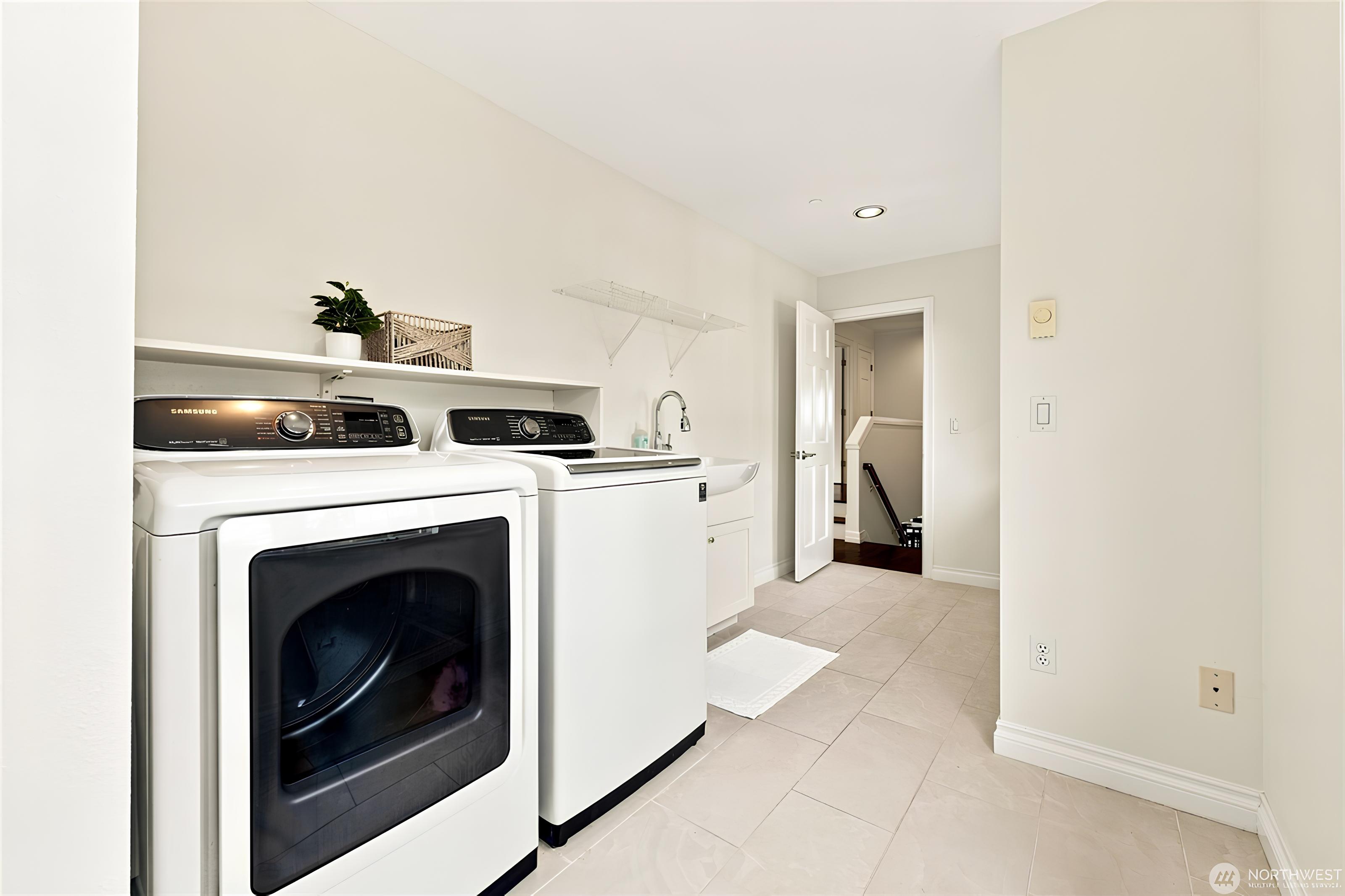  834 84th Avenue Northeast, Medina, WA 98039 - 物件實景