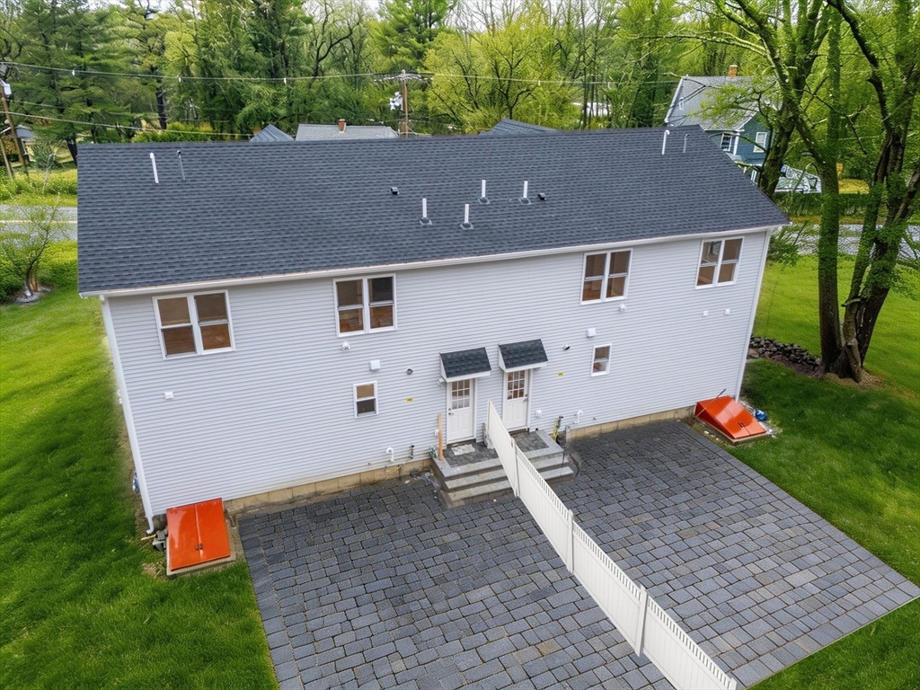 Grafton, Massachusetts, 01536, United States, 3 Bedrooms Bedrooms, ,3 BathroomsBathrooms,Residential,For Sale,2048410