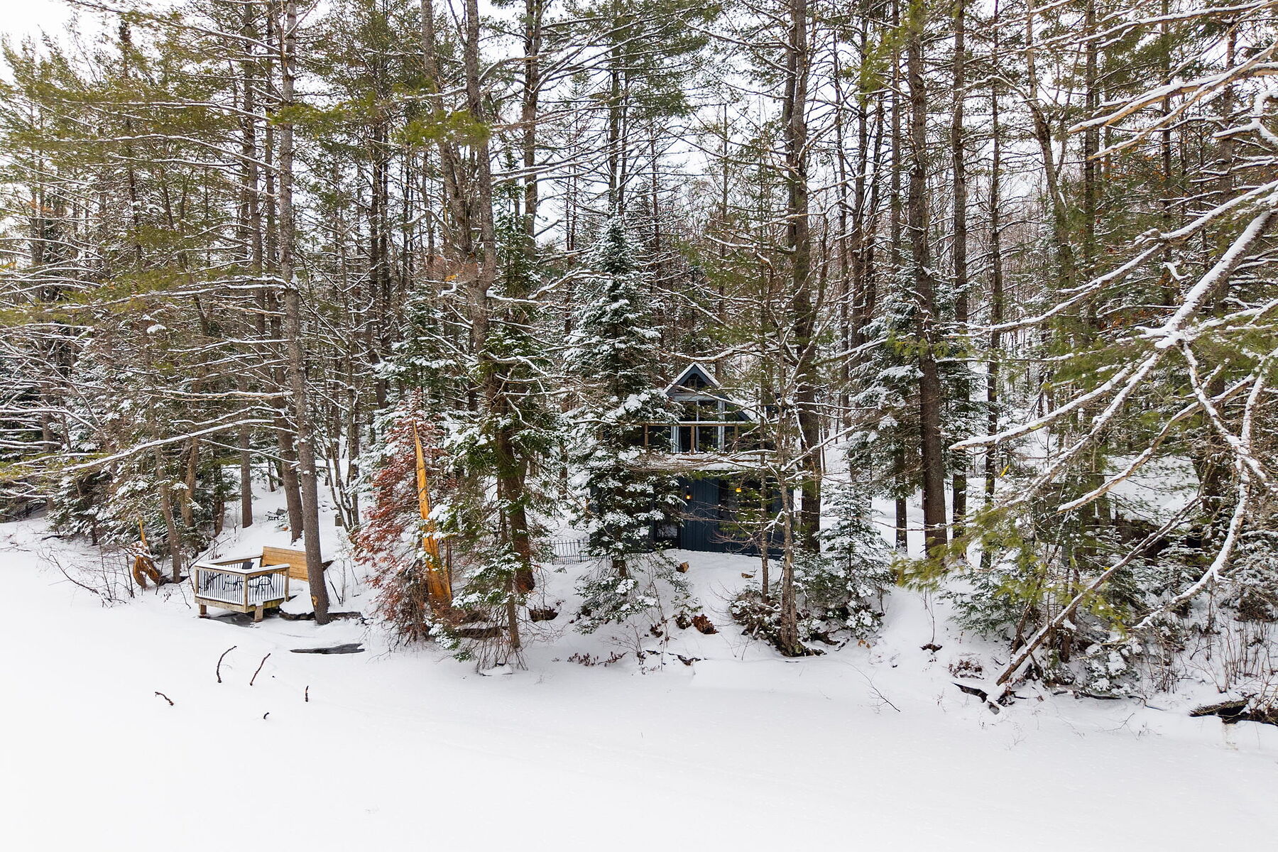  Serene Irondale River Cottage - 物件實景