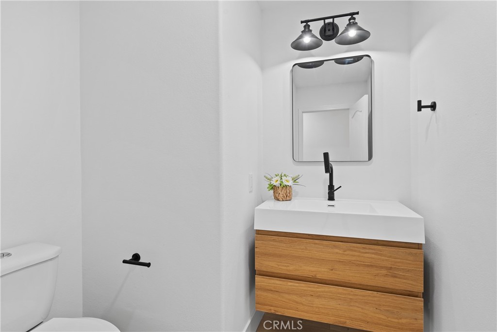 Mission Viejo, California, 92692, United States, 3 Bedrooms Bedrooms, ,3 BathroomsBathrooms,Residential,For Sale,1963093