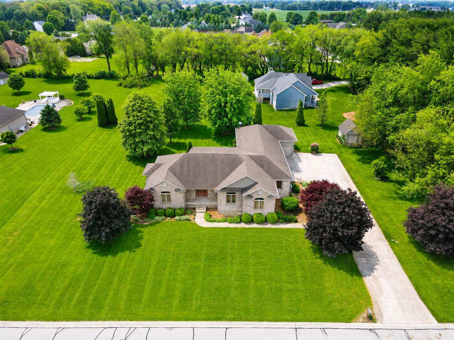 Valparaiso, Indiana, 46383, United States, 3 Bedrooms Bedrooms, ,3 BathroomsBathrooms,Residential,For Sale,2048382