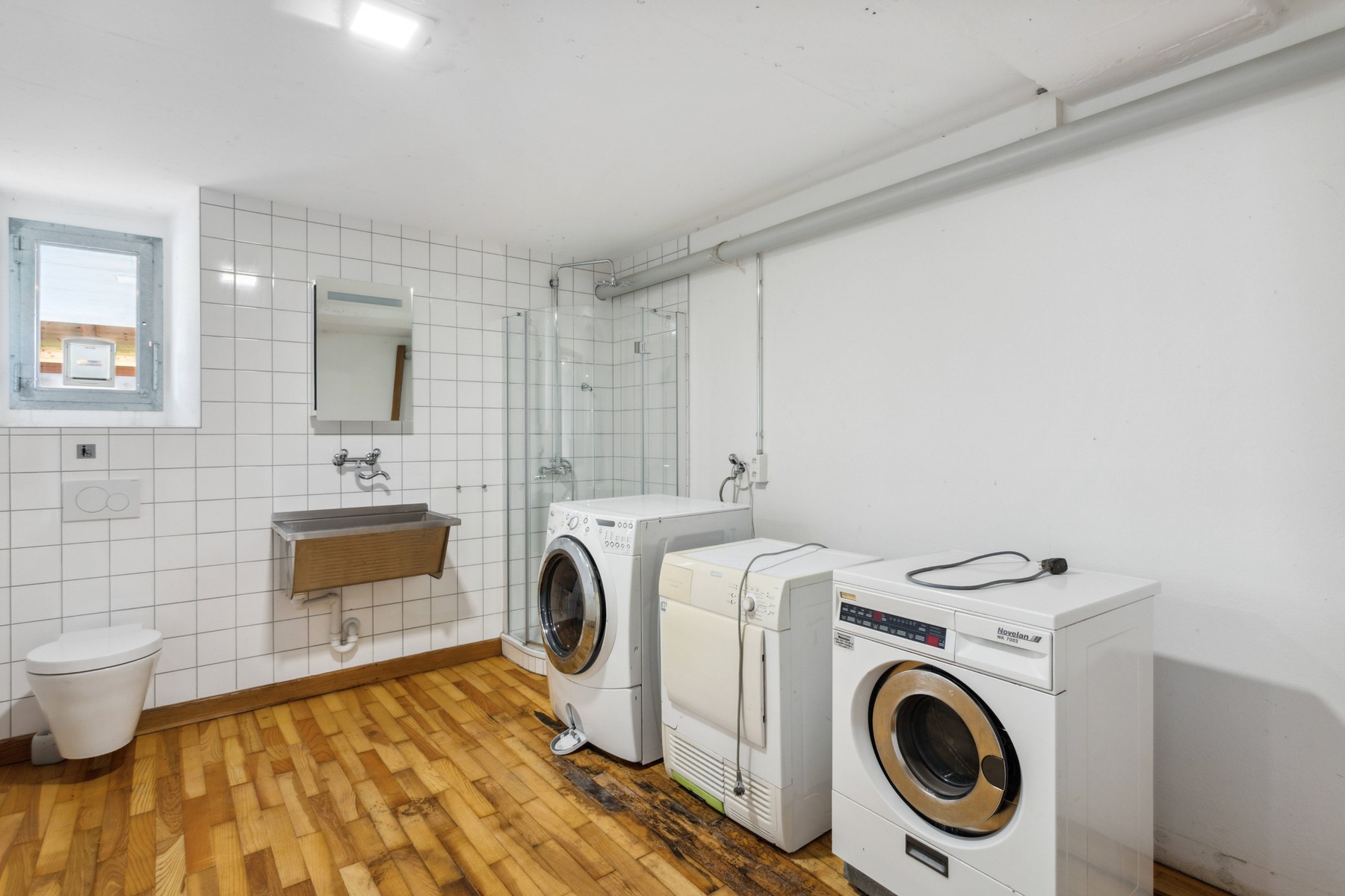  A Rare Find in Attalens – Renovated Farmhouse, Stable (2 stalls), and Spacious P - 物件實景