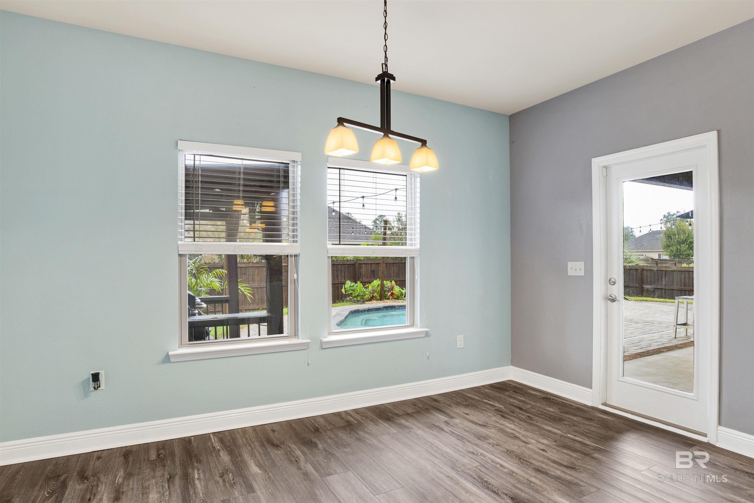 Gulf Shores, Alabama, 36542, United States, 4 Bedrooms Bedrooms, ,3 BathroomsBathrooms,Residential,For Sale,1977094