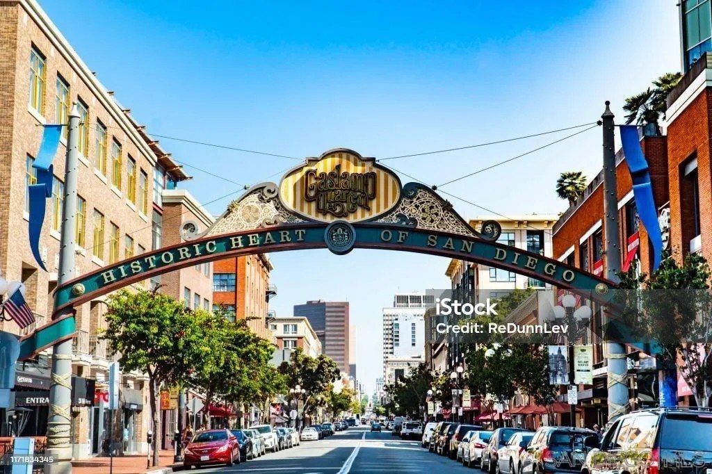 San Diego, California, 92101, United States, 1 Bedroom Bedrooms, ,1 BathroomBathrooms,Residential,For Sale,1962496