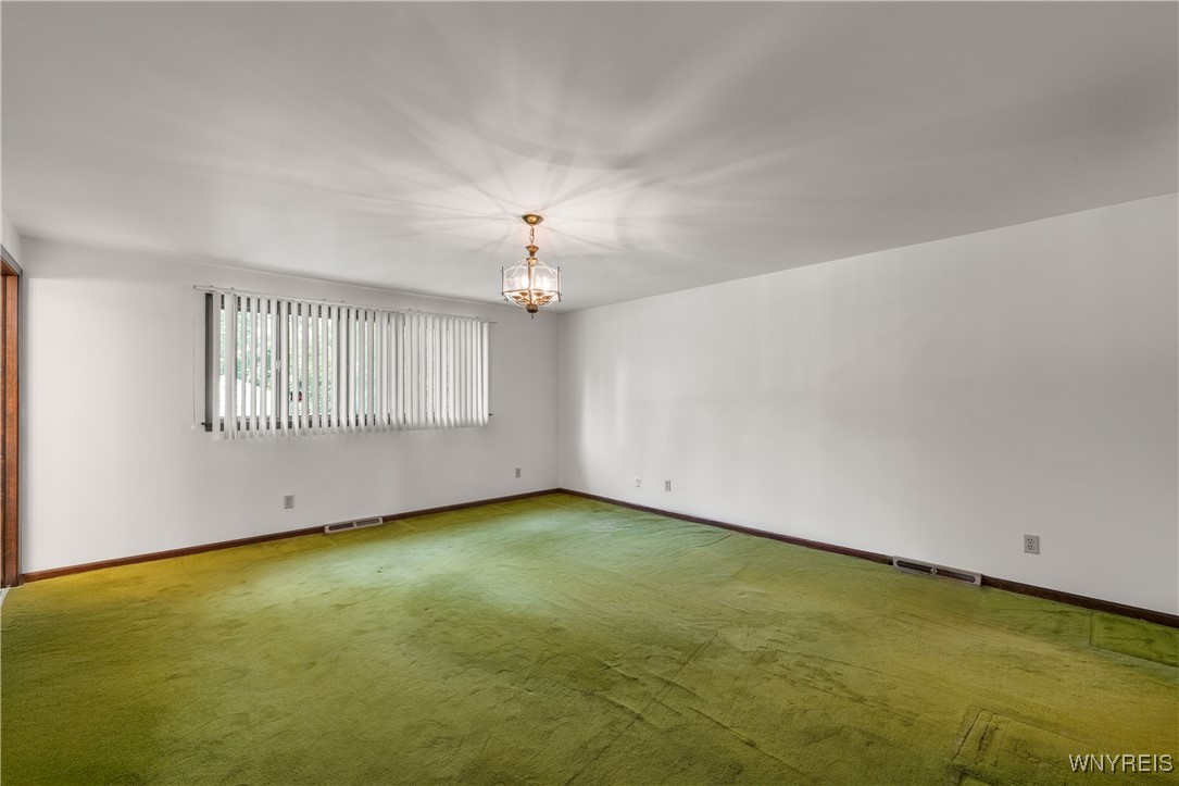 Lewiston, New York, 14092, United States, 3 Bedrooms Bedrooms, ,4 BathroomsBathrooms,Residential,For Sale,1937436