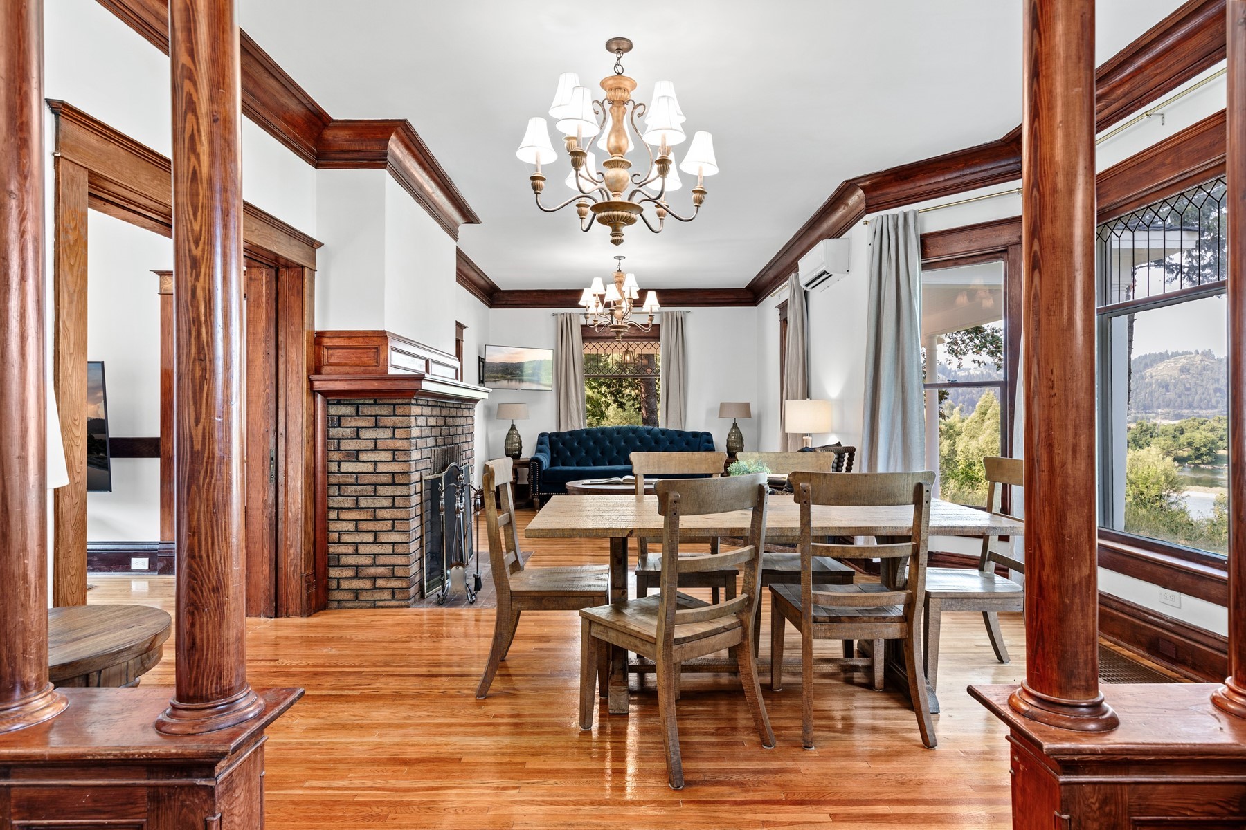  Historic Home with Stunning Views - 物件實景