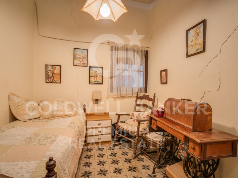 Barcelona, Catalonia, ES, 6 Bedrooms Bedrooms, ,1 BathroomBathrooms,Residential,For Sale,1487718
