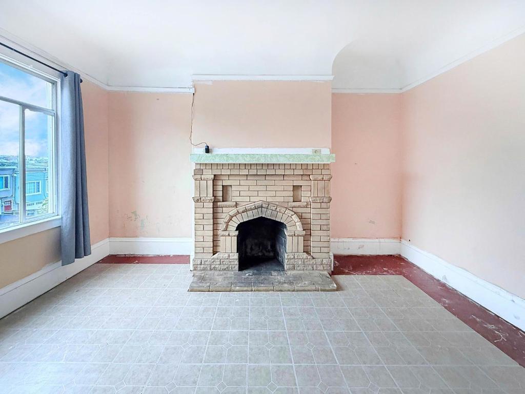 San Francisco, California, 94112, United States, 2 Bedrooms Bedrooms, ,1 BathroomBathrooms,Residential,For Sale,1924457
