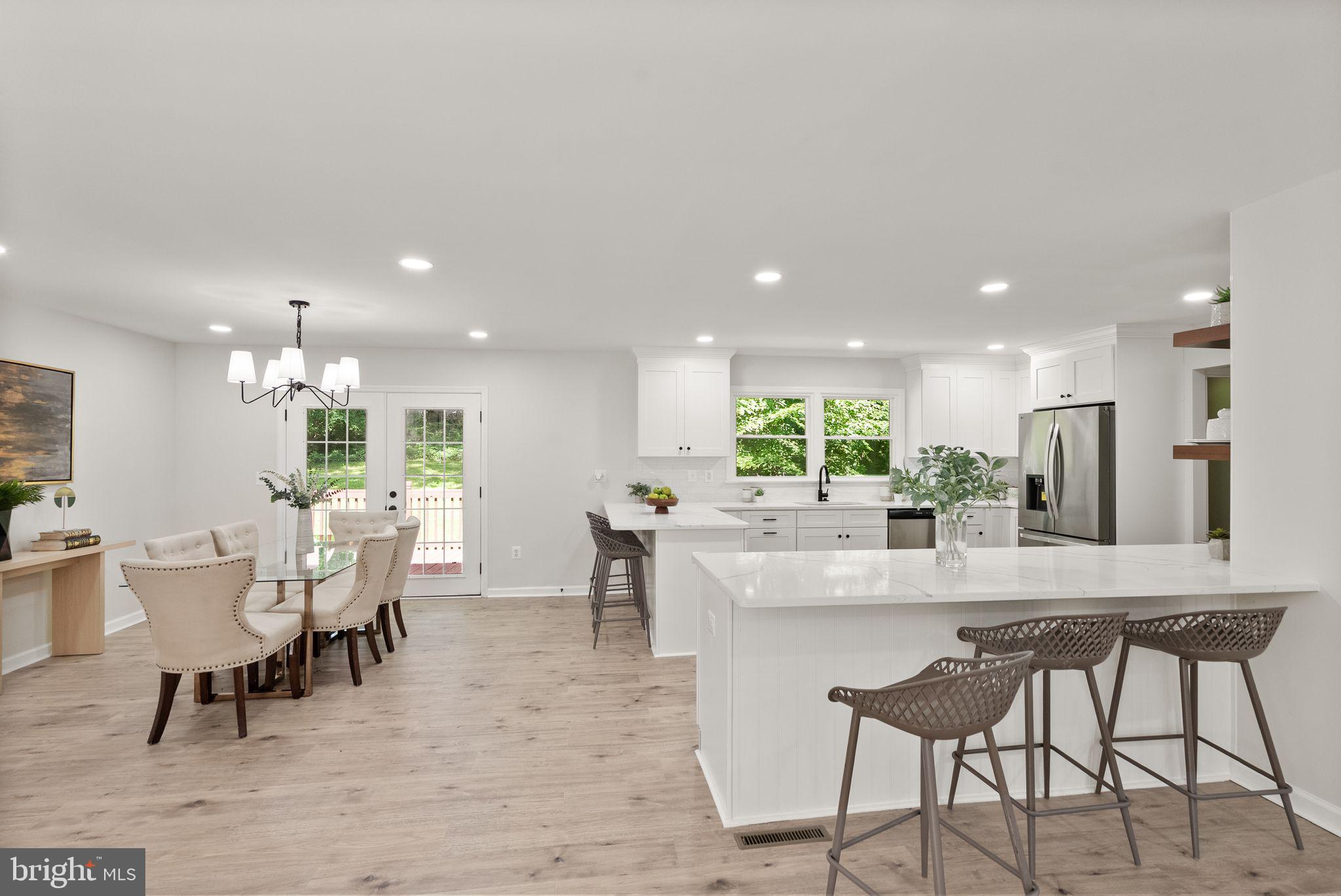 Woodbridge, Virginia, 22193, United States, 6 Bedrooms Bedrooms, ,3 BathroomsBathrooms,Residential,For Sale,1900588