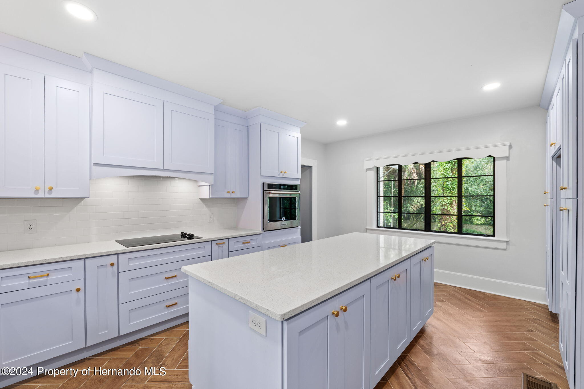 Brooksville, Florida, 34601, United States, 5 Bedrooms Bedrooms, ,3 BathroomsBathrooms,Residential,For Sale,1923467