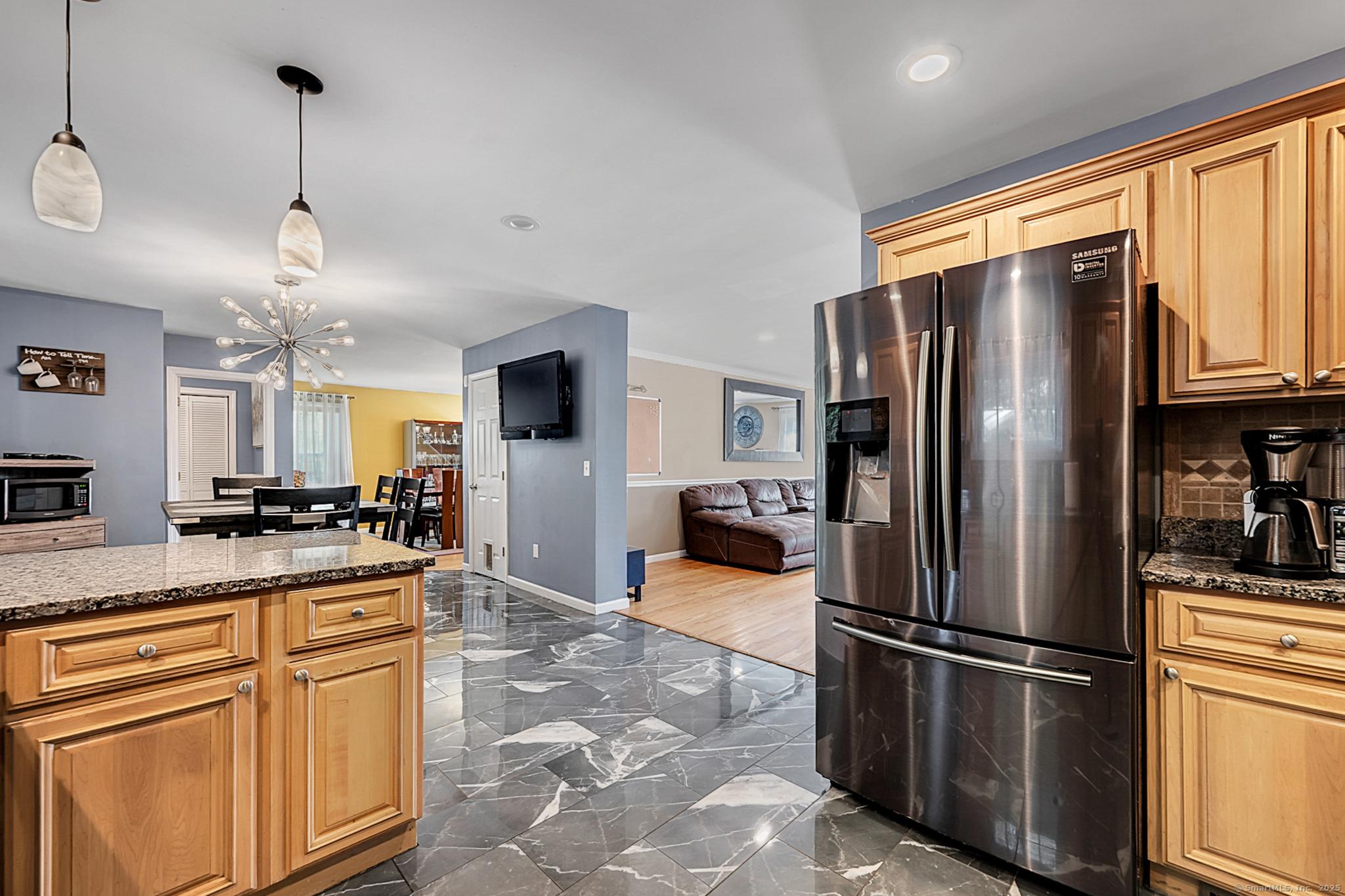 Naugatuck, Connecticut, 06770, United States, 4 Bedrooms Bedrooms, ,3 BathroomsBathrooms,Residential,For Sale,1937720