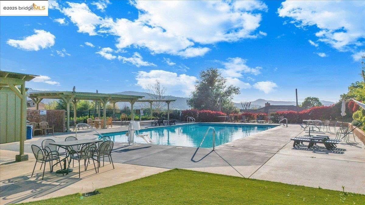 Angels Camp, California, 95222, United States, 3 Bedrooms Bedrooms, ,2 BathroomsBathrooms,Residential,For Sale,1956935