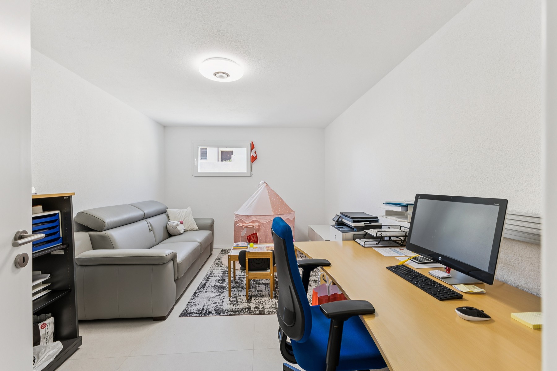  Beautiful, renovated single-family villa with a garden and a garage - 物件實景