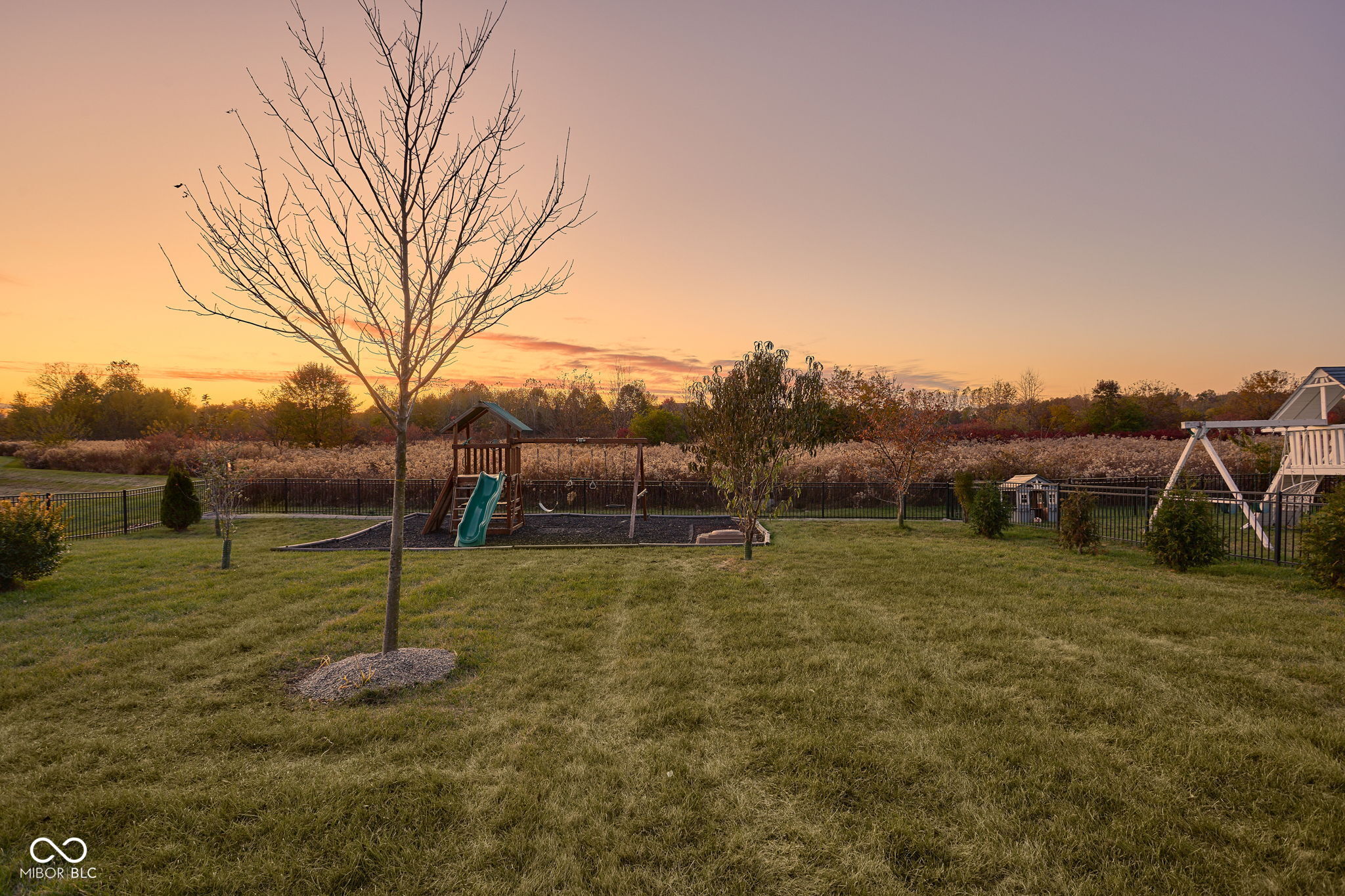 Noblesville, Indiana, 46062, United States, 6 Bedrooms Bedrooms, ,4 BathroomsBathrooms,Residential,For Sale,1987337