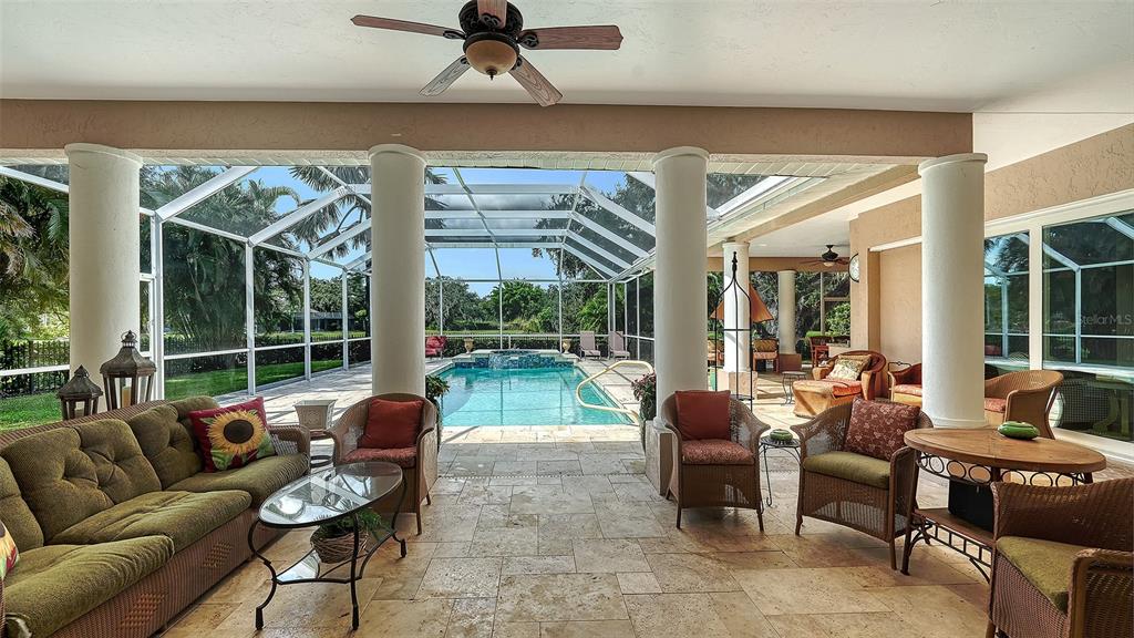 Sarasota, Florida, 34240, United States, 4 Bedrooms Bedrooms, ,3 BathroomsBathrooms,Residential,For Sale,1999771
