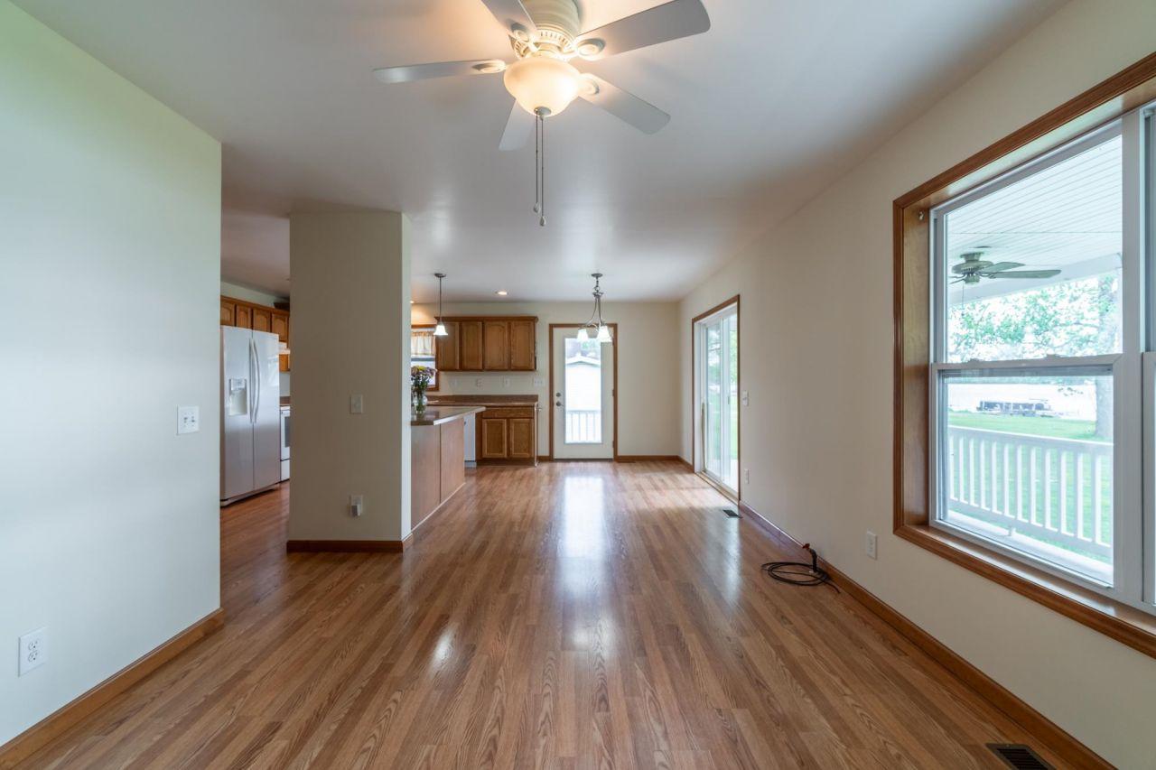 Columbia City, Indiana, 46725, United States, 6 Bedrooms Bedrooms, ,3 BathroomsBathrooms,Residential,For Sale,1827177