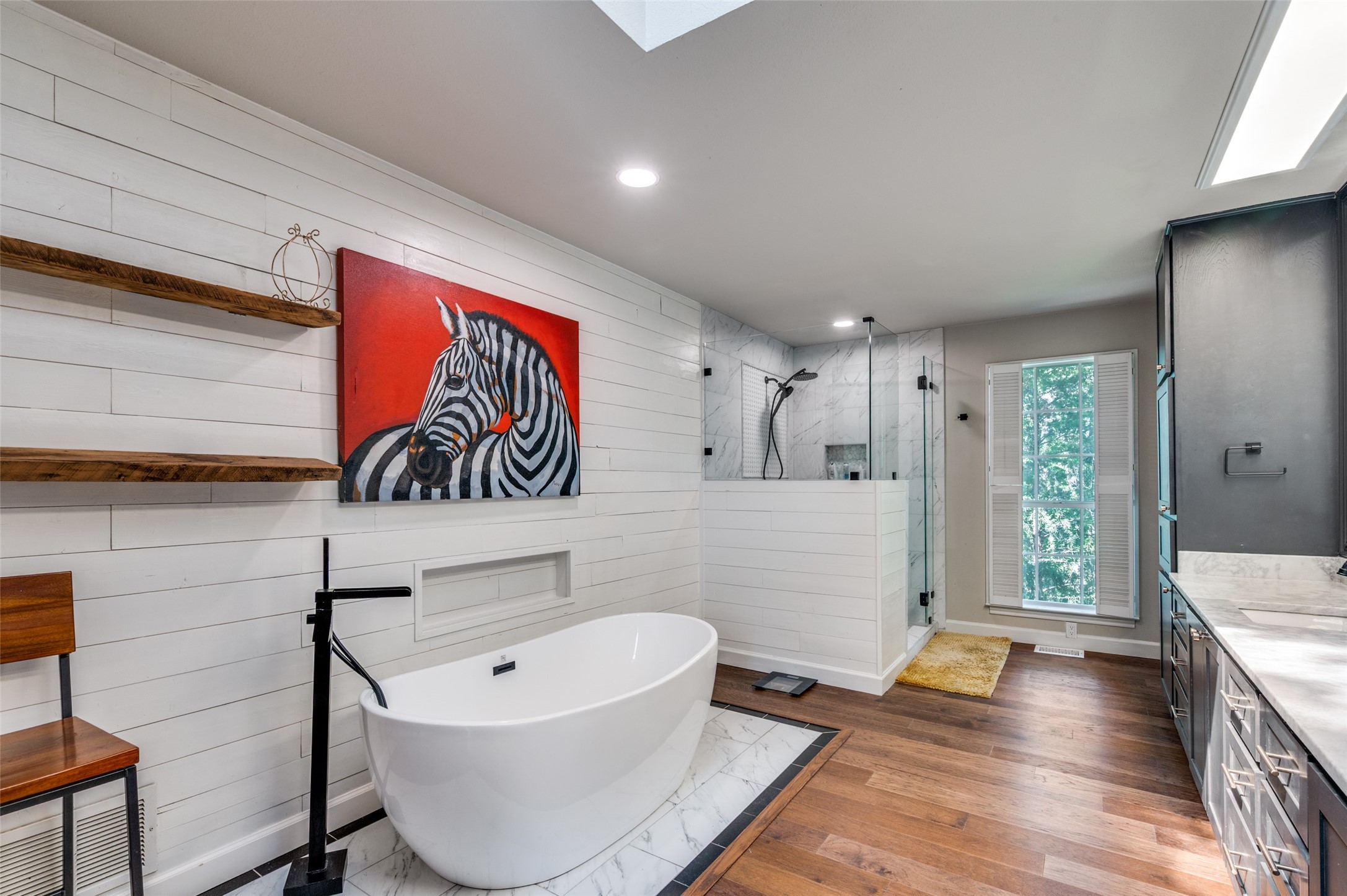 Arlington, Texas, 76017, United States, 3 Bedrooms Bedrooms, ,4 BathroomsBathrooms,Residential,For Sale,1934501