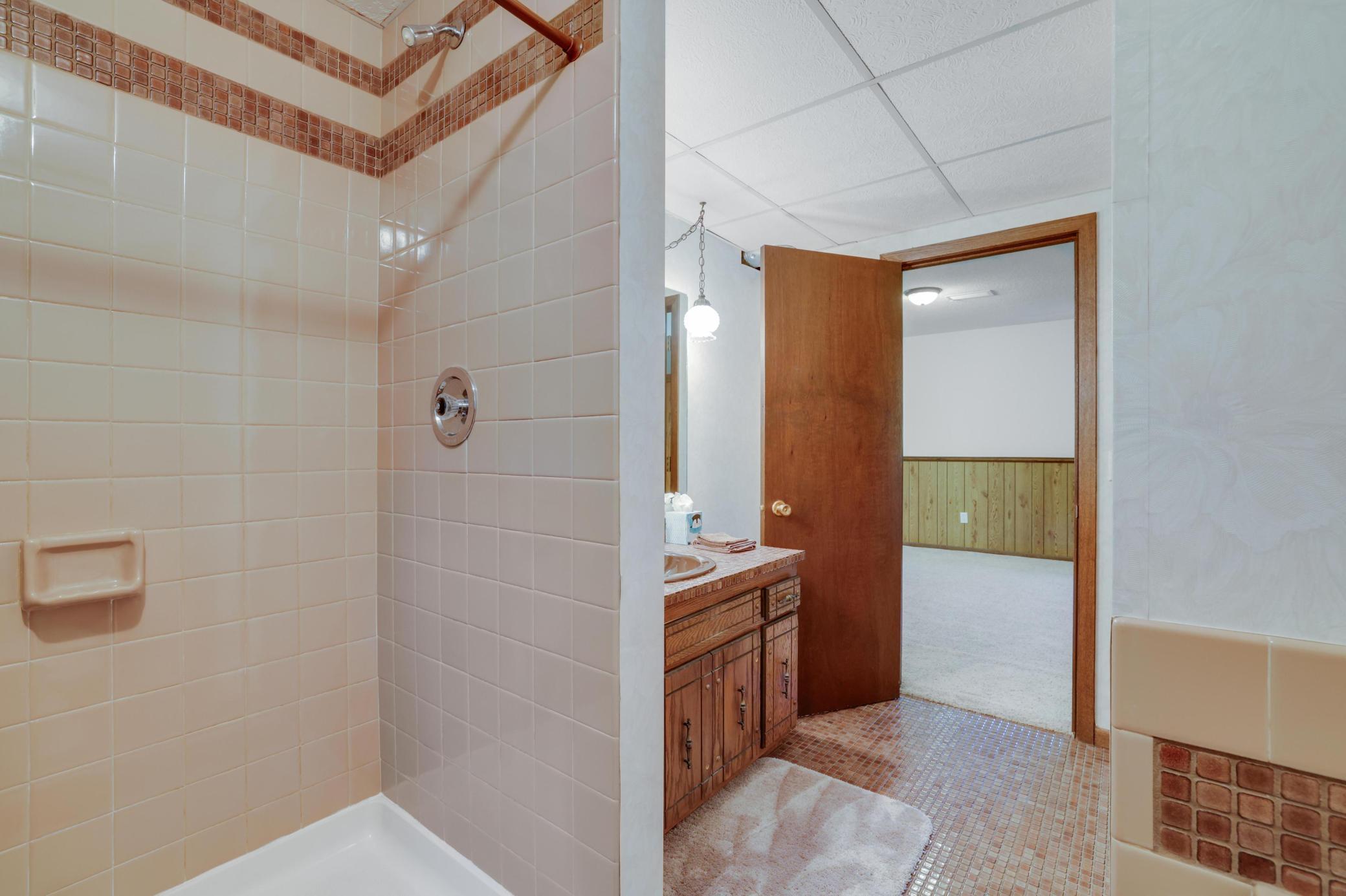 Andover, Minnesota, 55304, United States, 4 Bedrooms Bedrooms, ,2 BathroomsBathrooms,Residential,For Sale,1975658