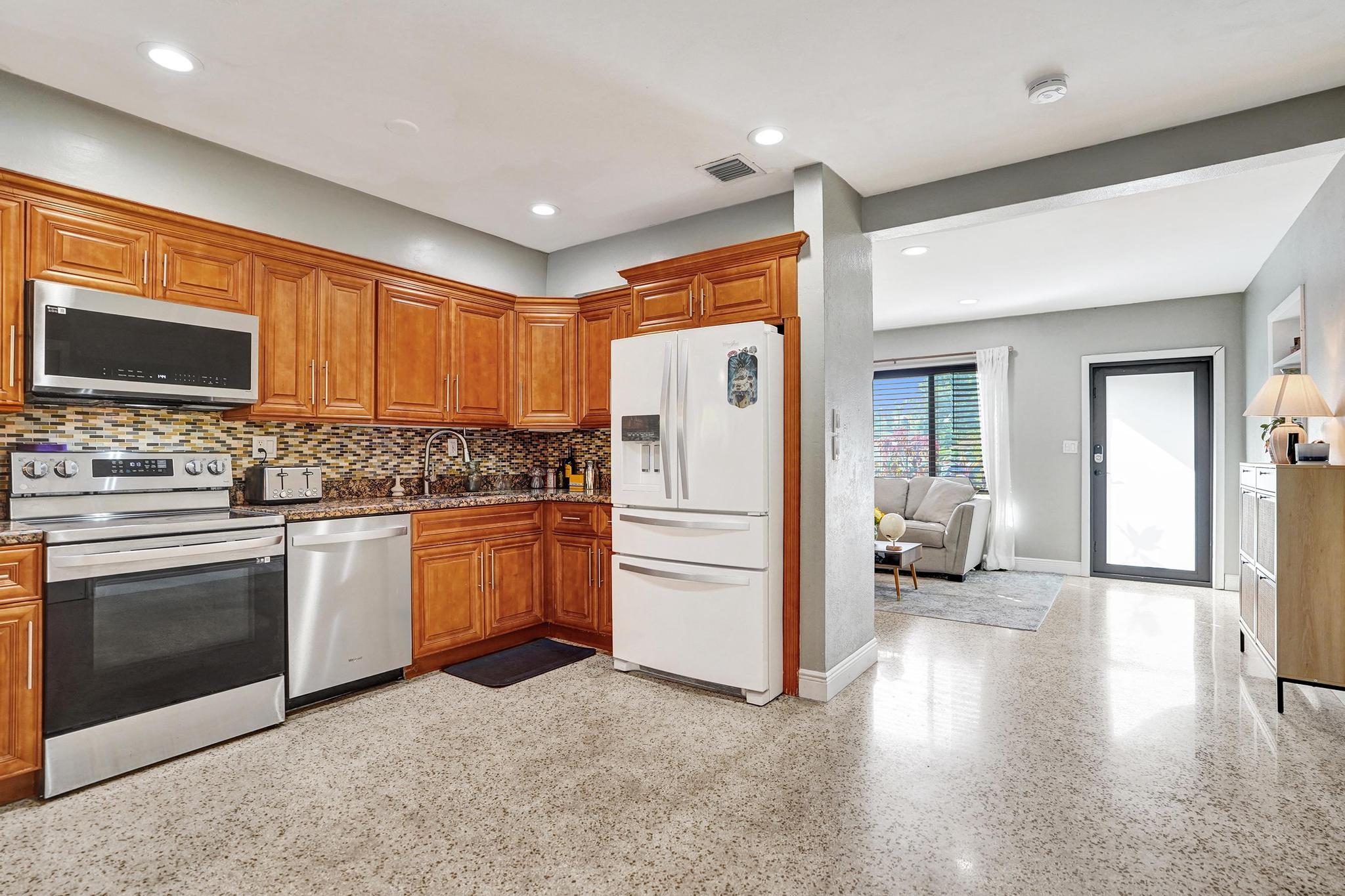 Fort Lauderdale, Florida, 33305, United States, 3 Bedrooms Bedrooms, ,2 BathroomsBathrooms,Residential,For Sale,2027542