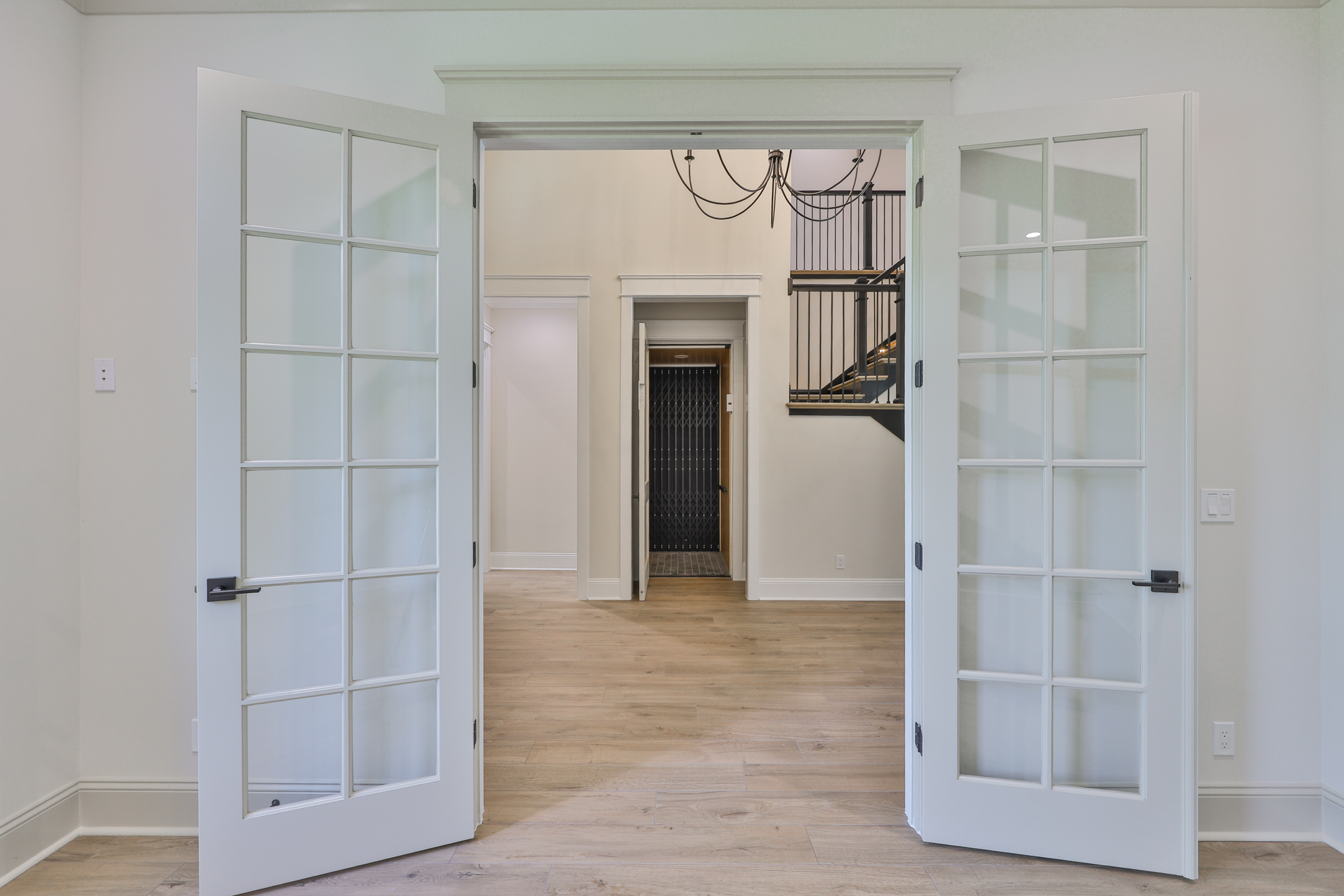 Tampa, Florida, 33629, United States, 5 Bedrooms Bedrooms, ,6 BathroomsBathrooms,Residential,For Sale,1974483