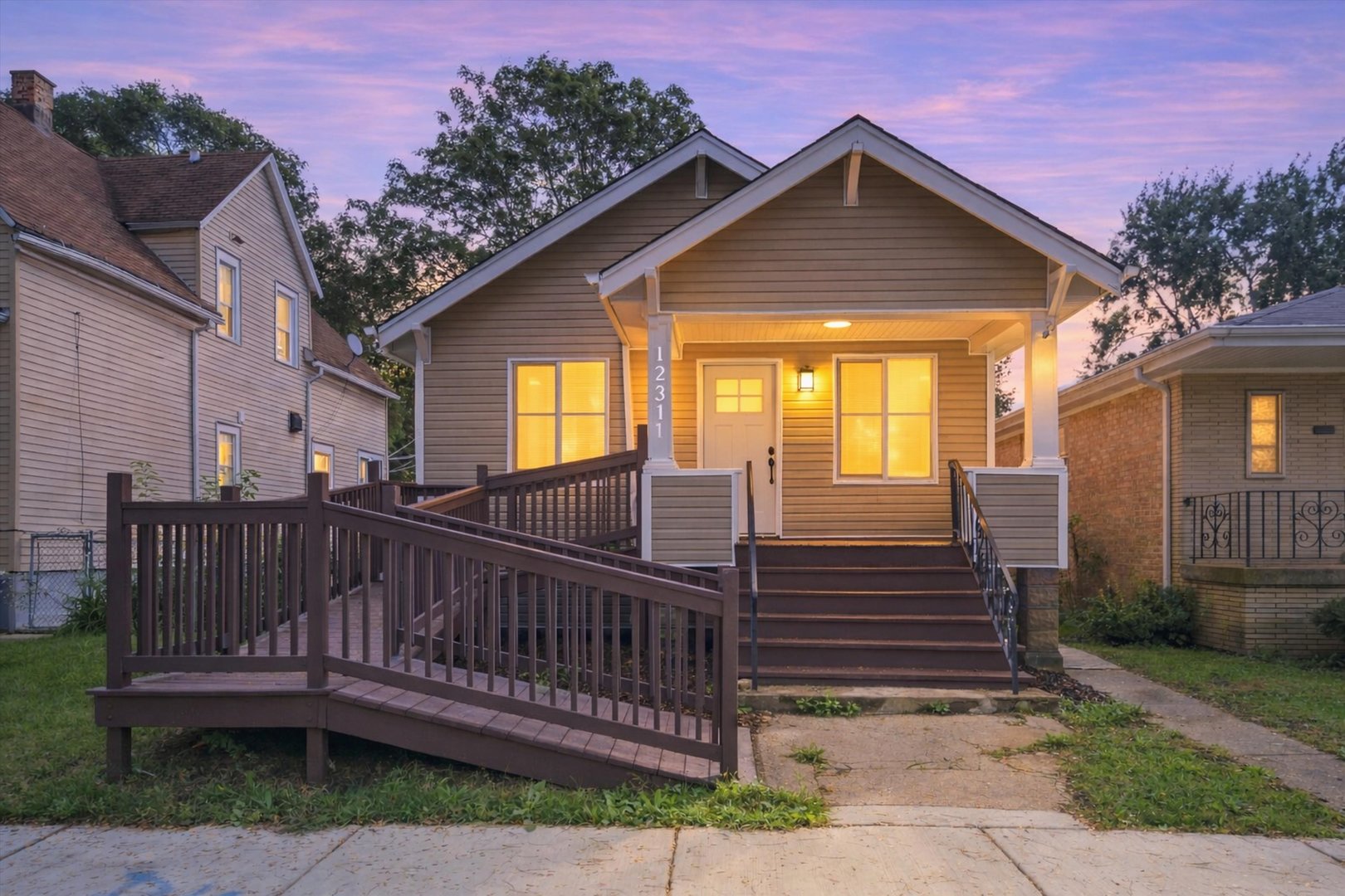 Lowe Ave, Chicago, IL 60628