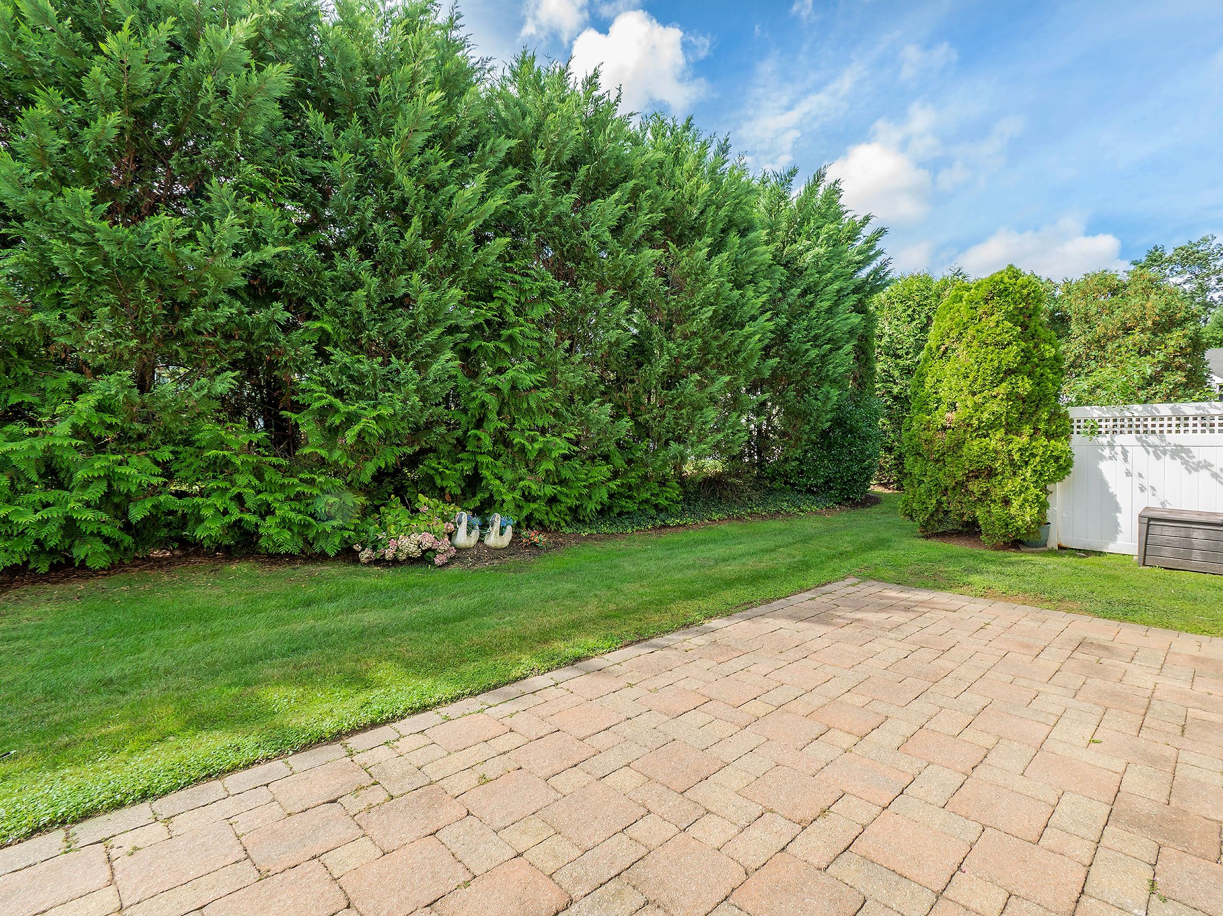  194 Pond View Drive, Port Washington, NY, 11050 - 物件實景