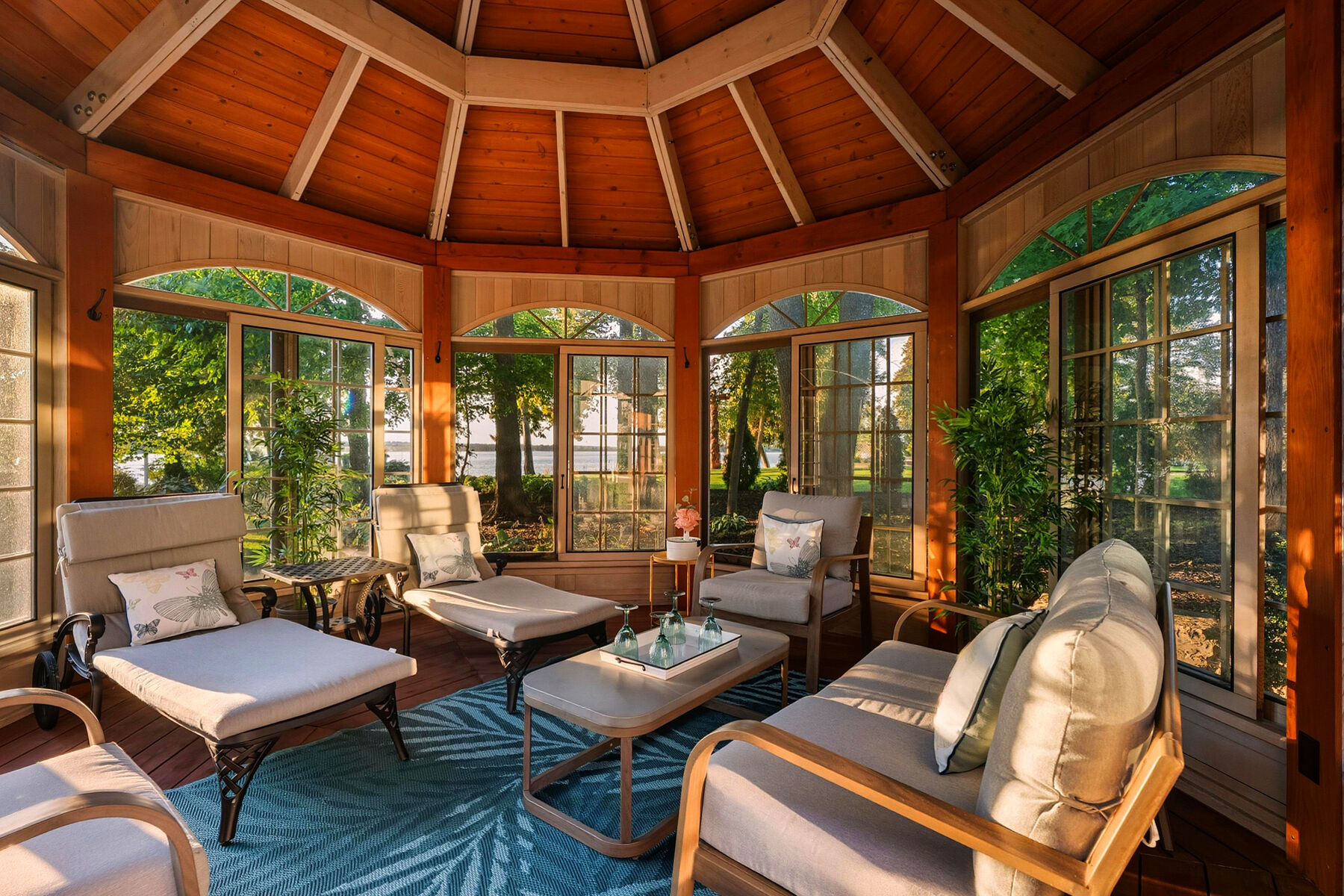 Custom Waterfront Estate - 物件實景
