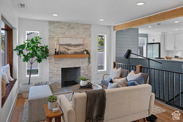 Holladay, Utah, 84121, United States, 4 Bedrooms Bedrooms, ,3 BathroomsBathrooms,Residential,For Sale,1984461