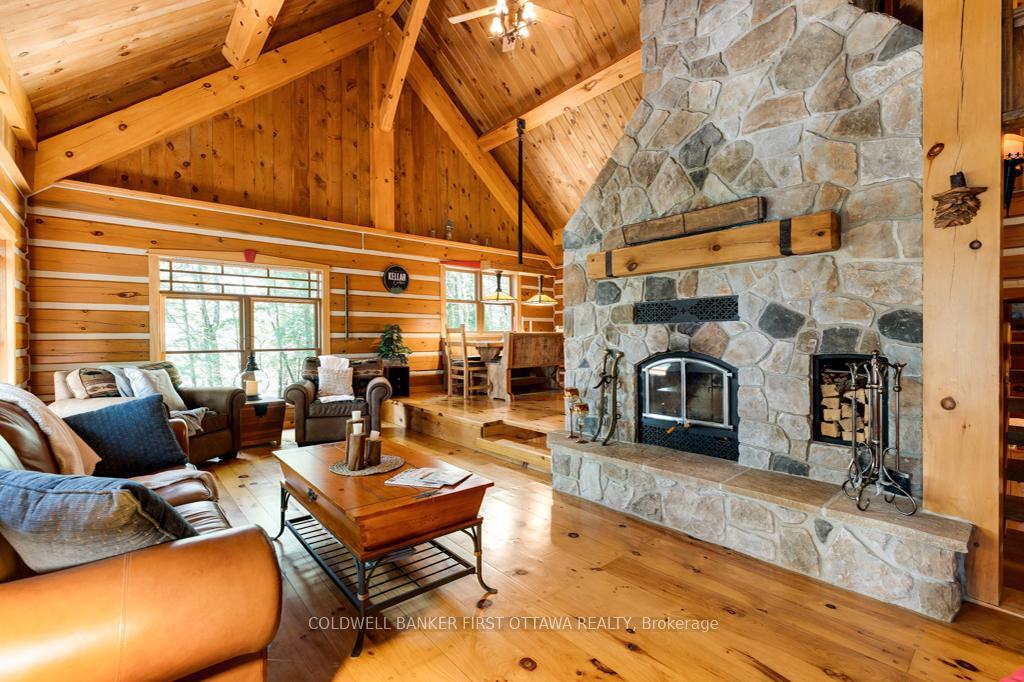 FRONTENAC, Ontario, K0H 2J0, CA, 3 Bedrooms Bedrooms, ,Residential,For Sale,1903665