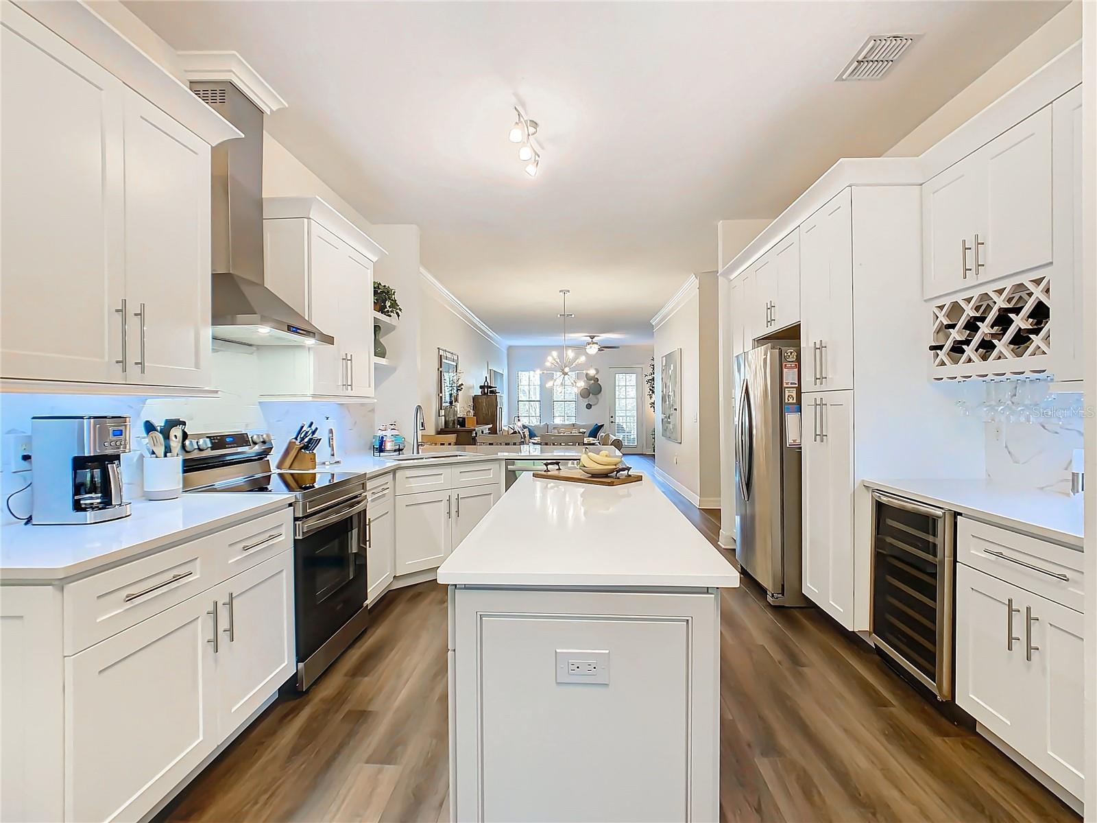 CELEBRATION, Florida, 34747, United States, 2 Bedrooms Bedrooms, ,2 BathroomsBathrooms,Residential,For Sale,1982943