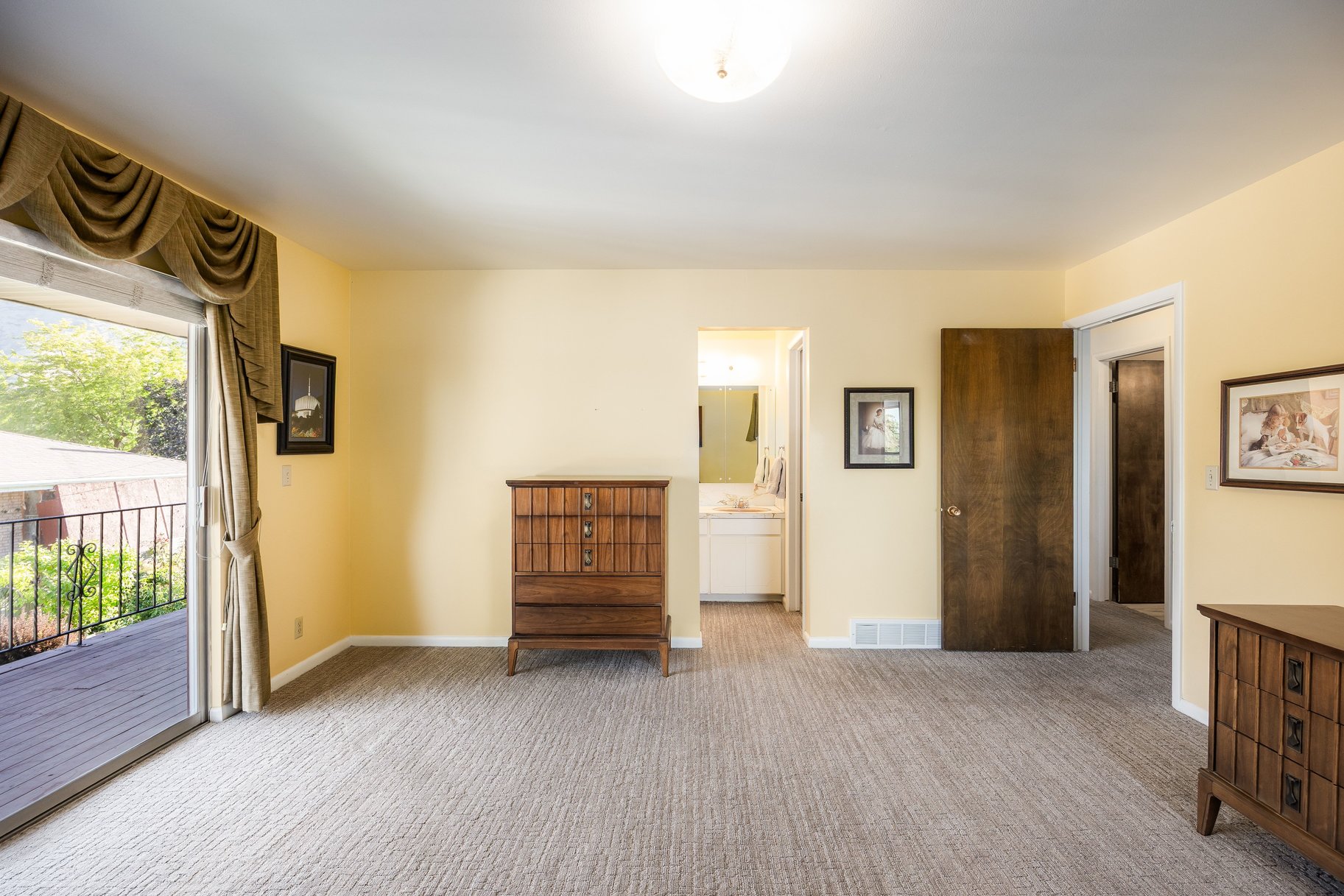  Spacious Living in an Established Springville Neighborhood - 物件實景
